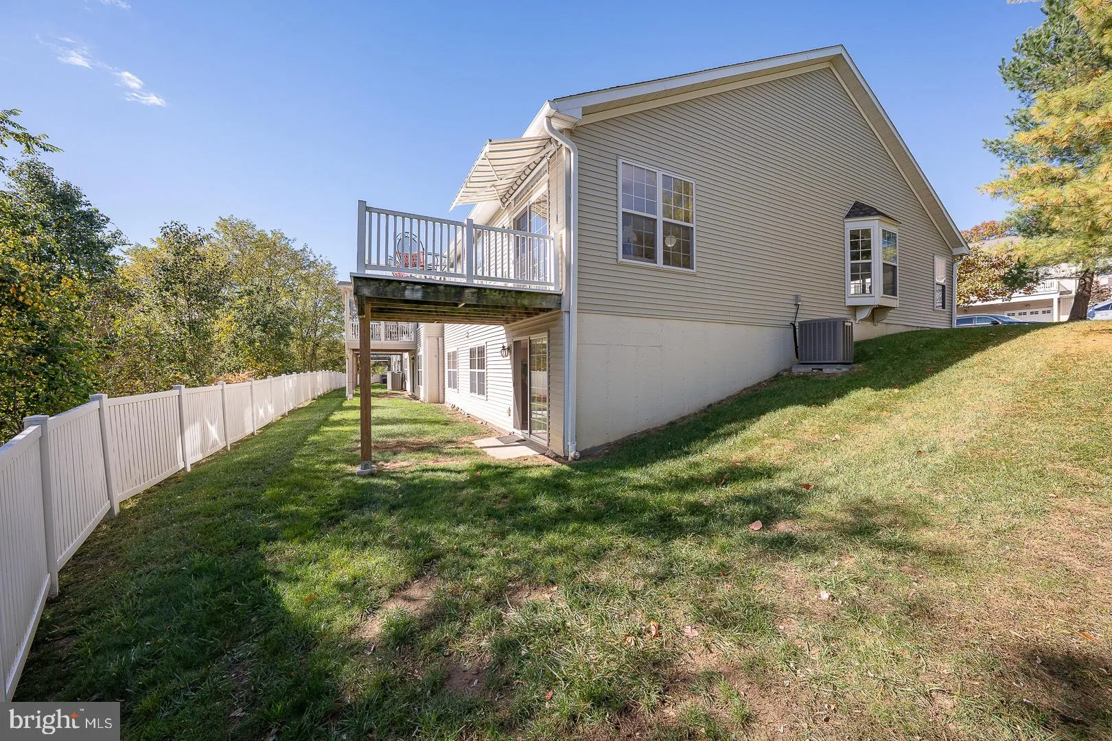 Springfield, Pennsylvania 19064, United States, 2 Bedrooms Bedrooms, ,3 BathroomsBathrooms,Residential,Coming Soon,233540