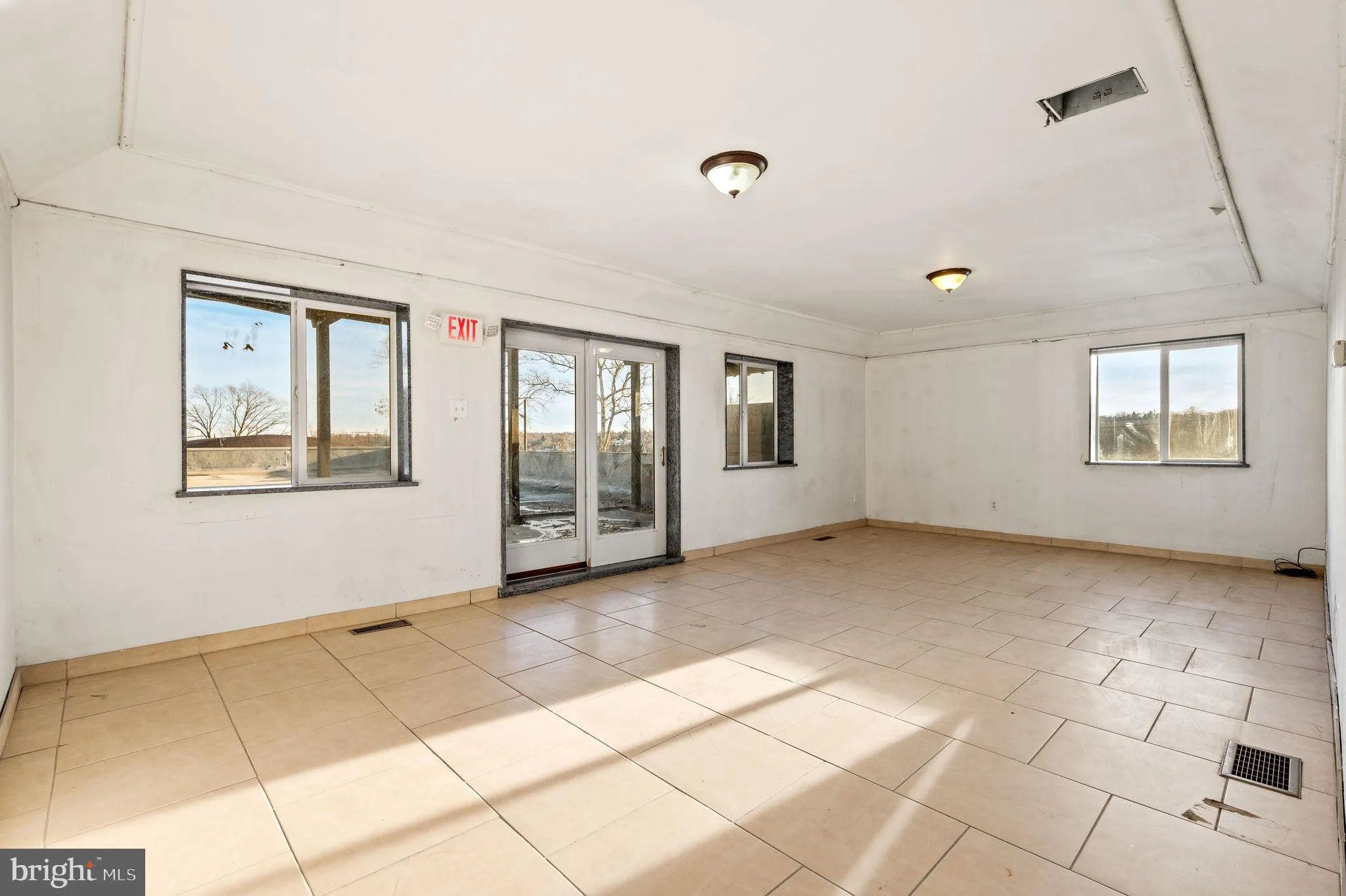 Philadelphia, Pennsylvania 19128, United States, ,Residential,Active,20507