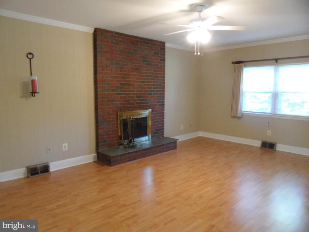 BOONE MEADOWS - Residential Lease