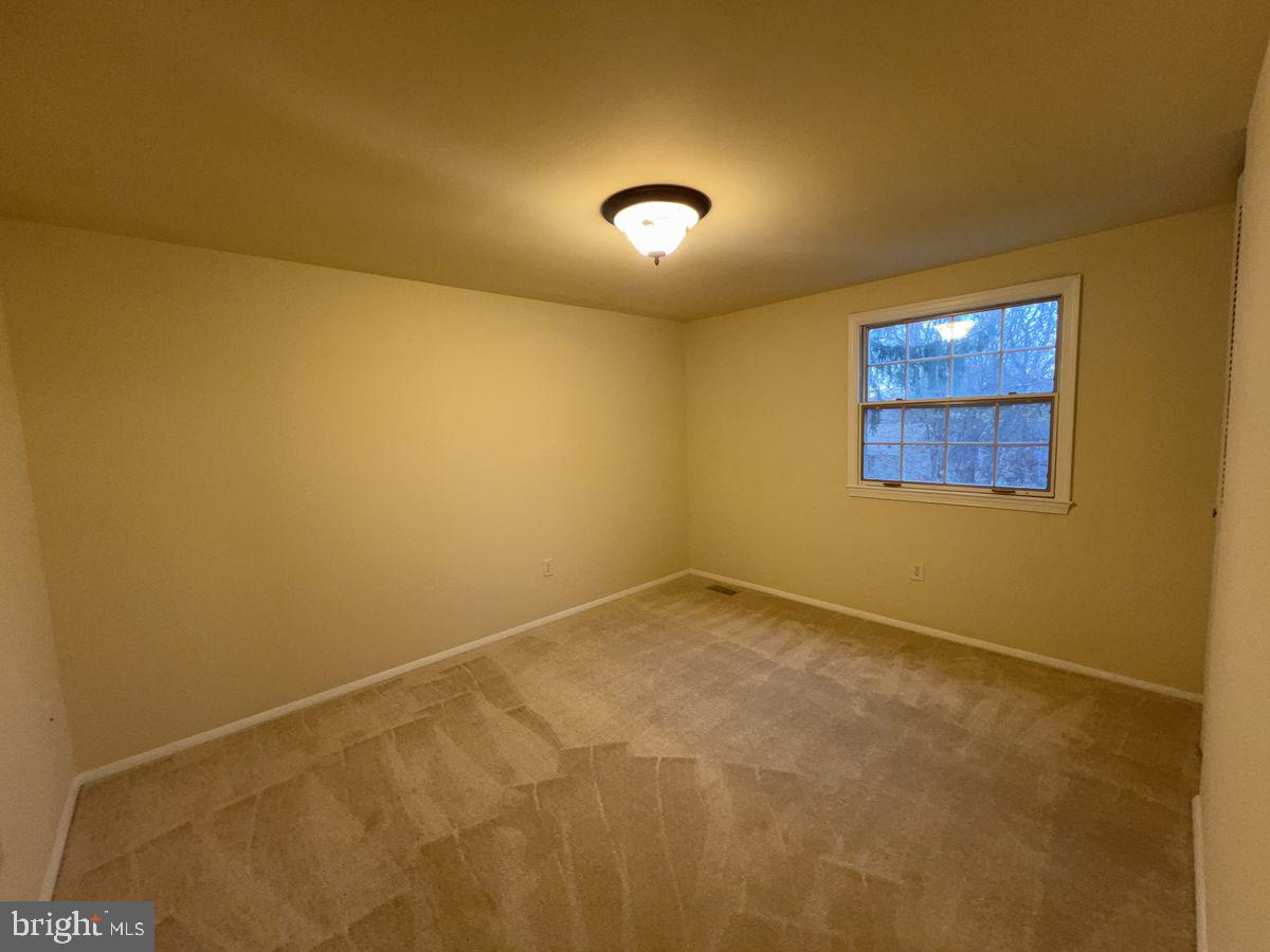 AMBER MEADOWS - Residential Lease