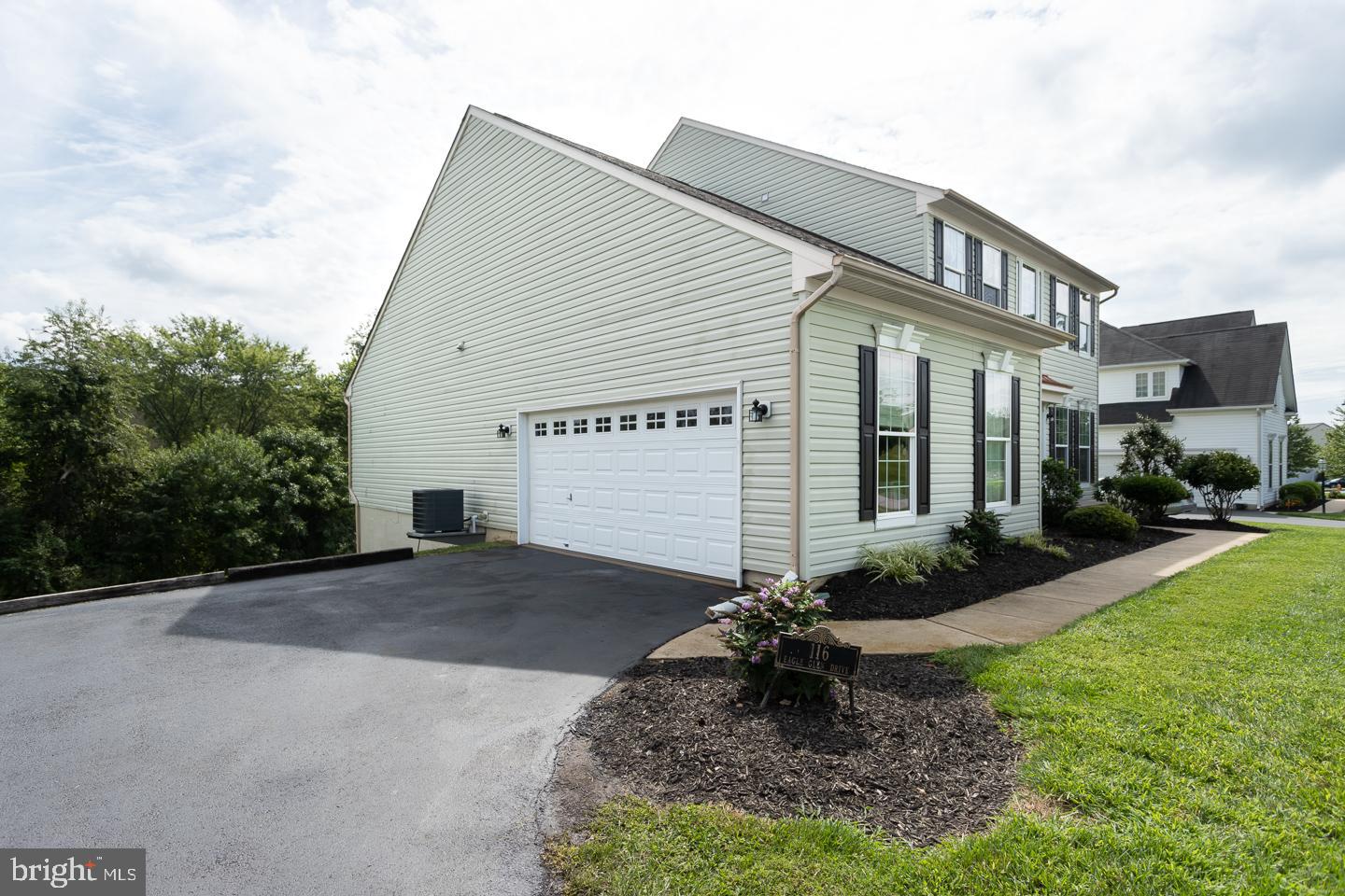 STONE CREEK - Residential