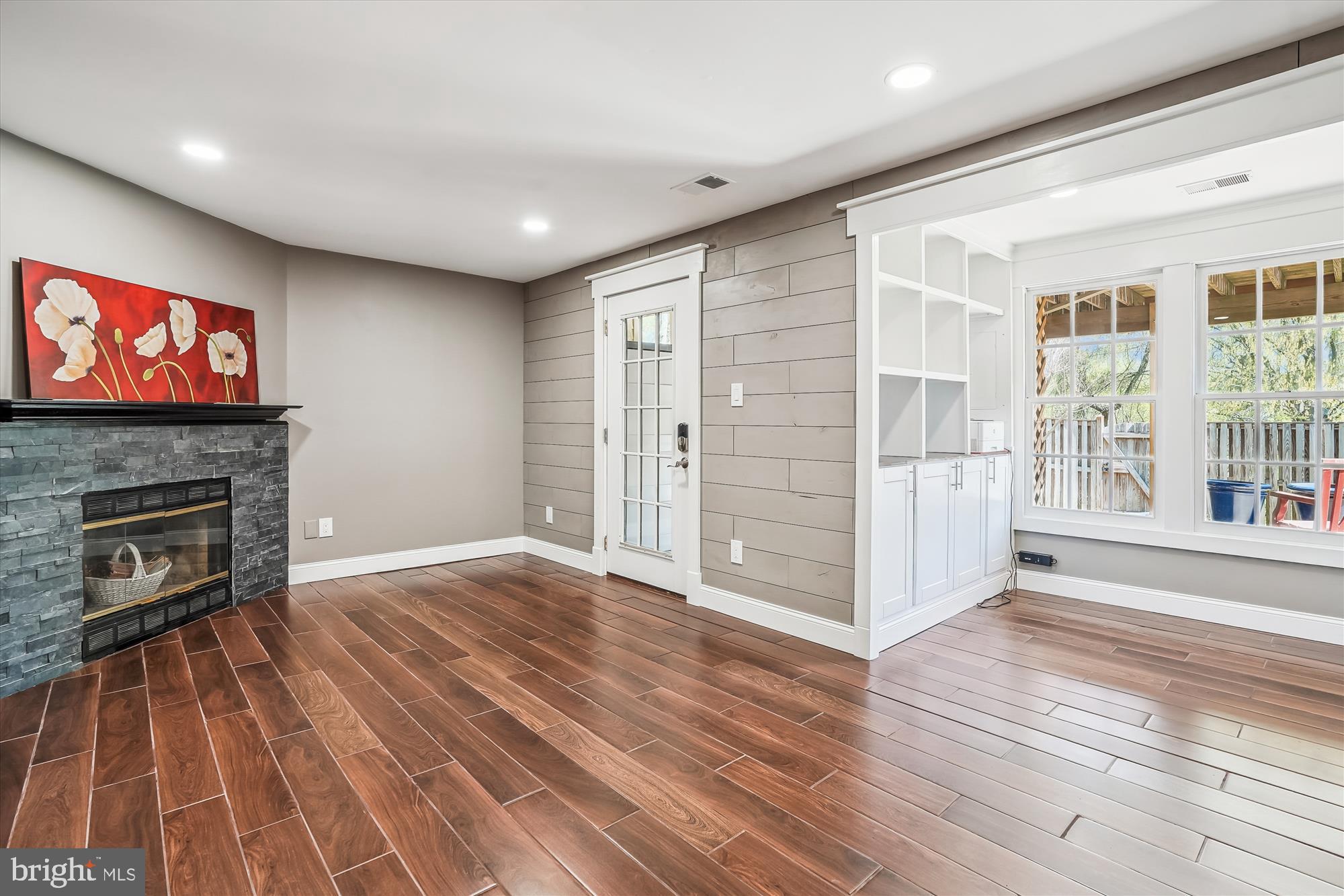 BATTERY RIDGE - Residential