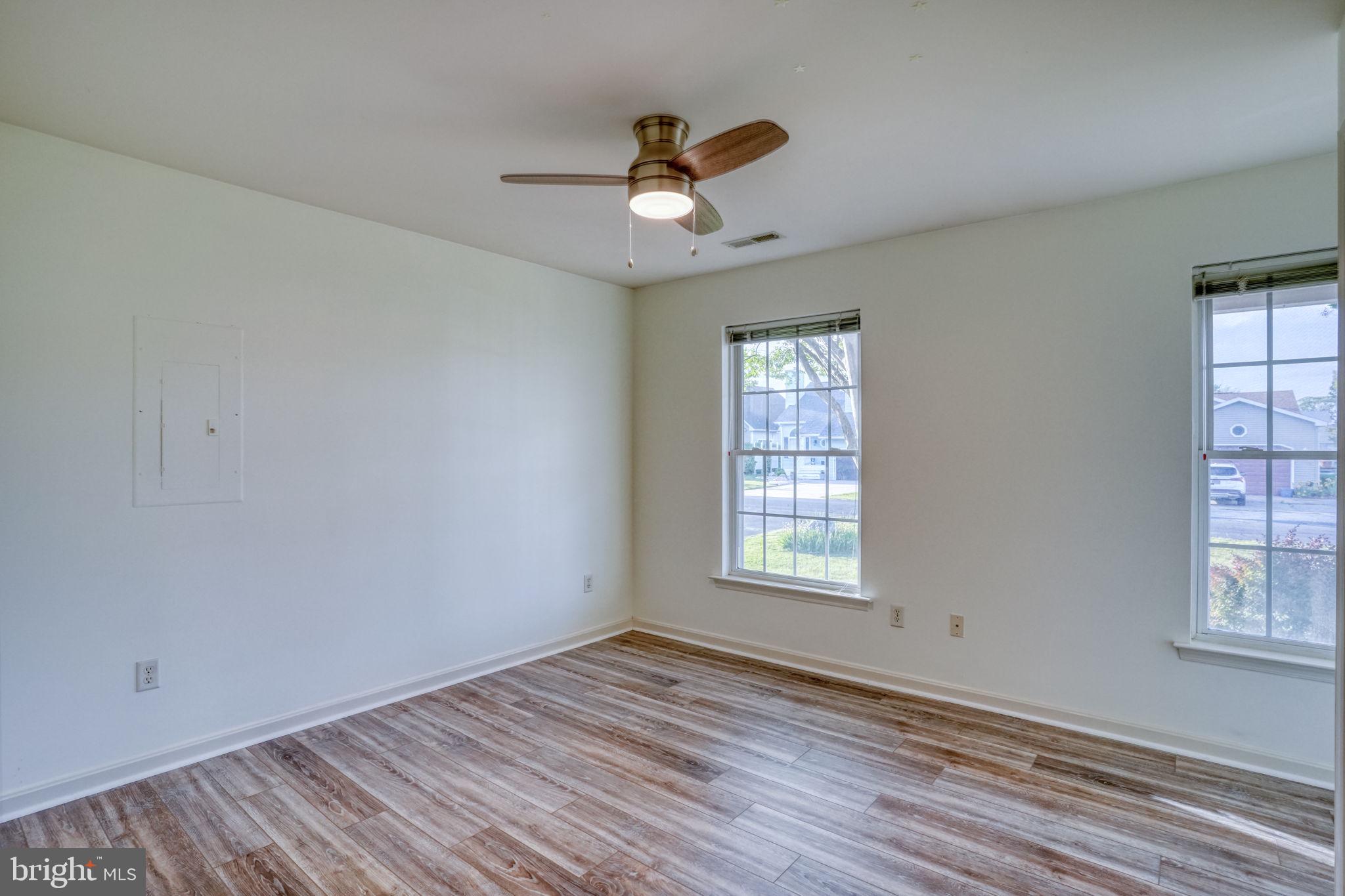 KEENWICK SOUND - Residential