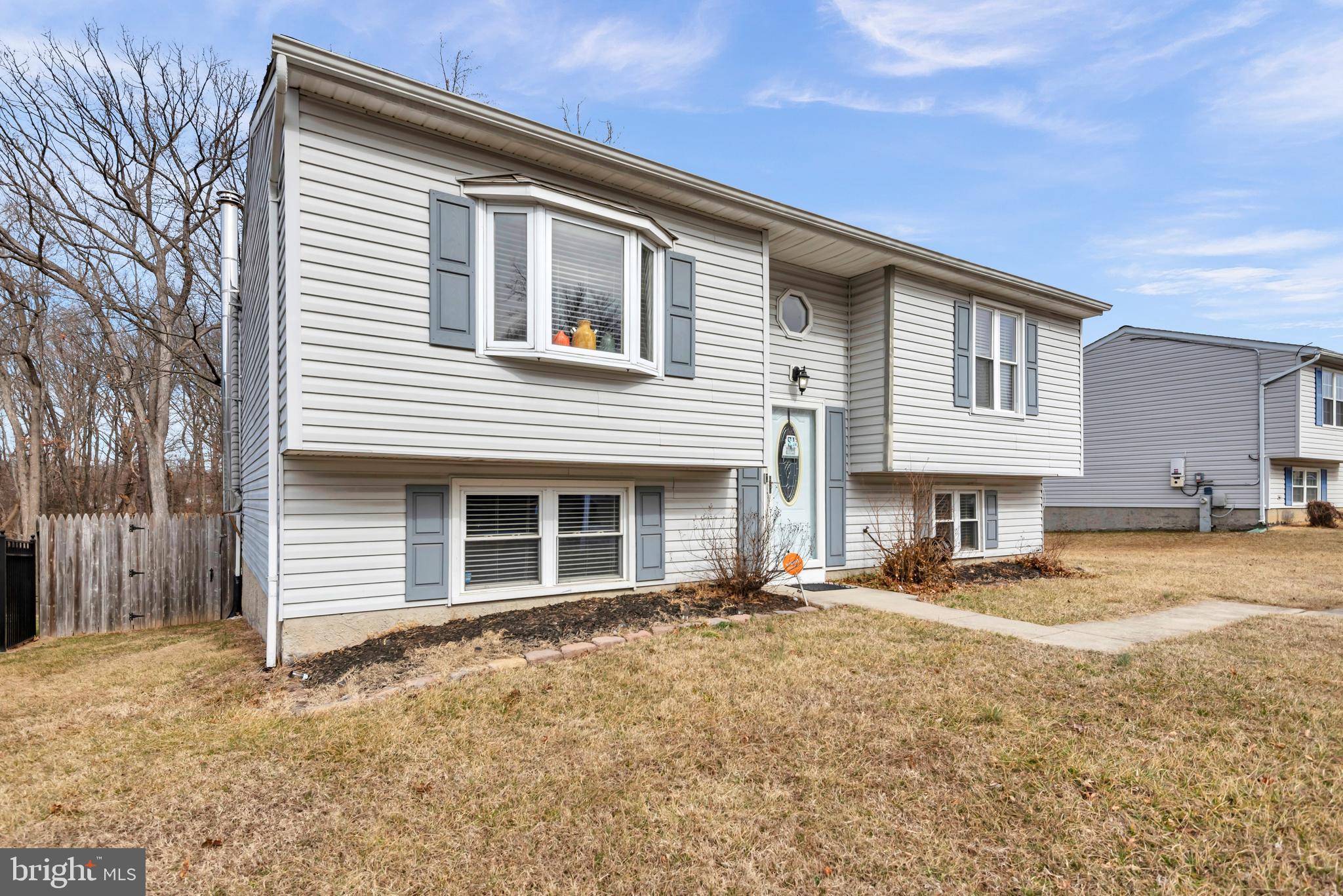 GOLDENTREE - Residential