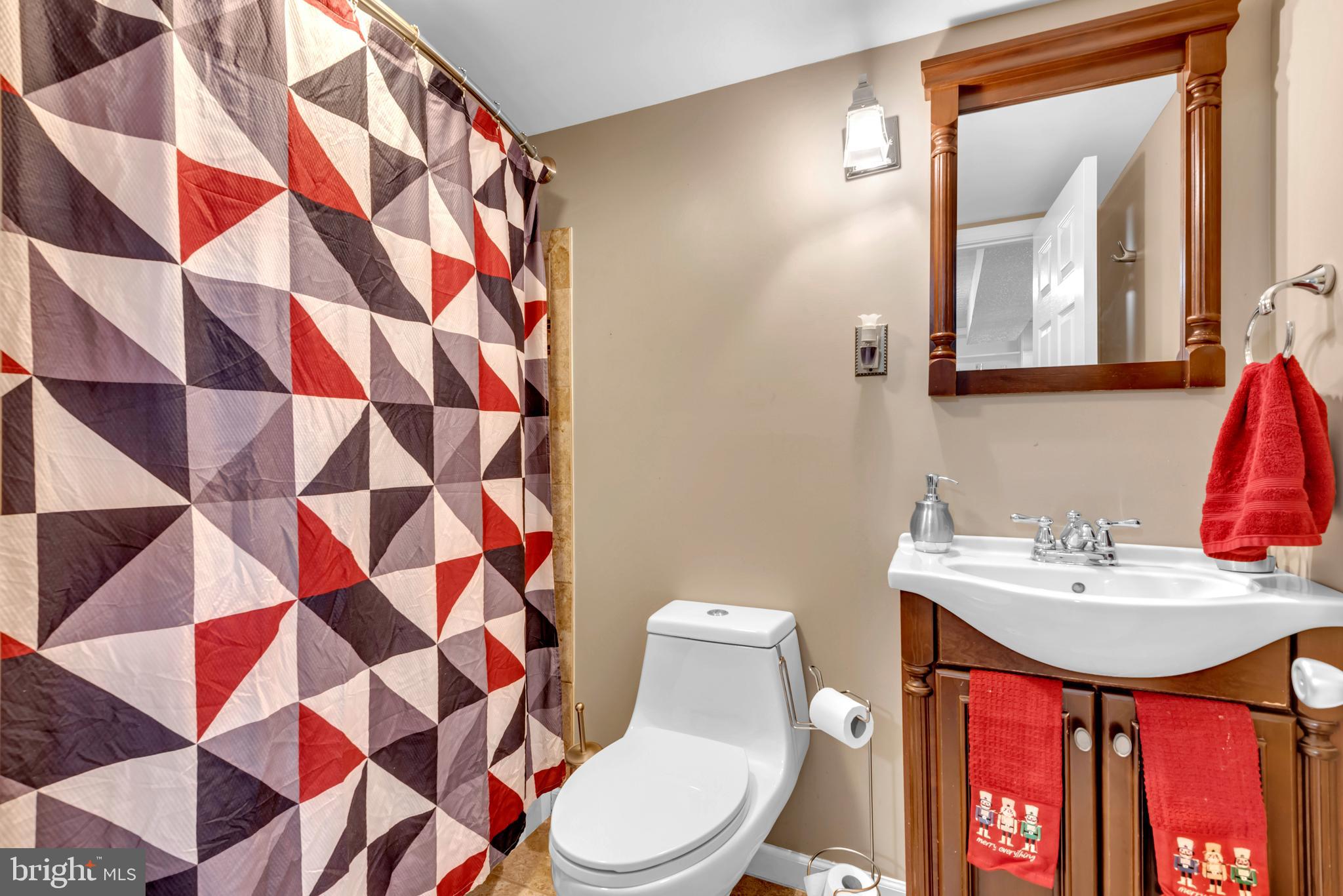 GOLDENTREE - Residential