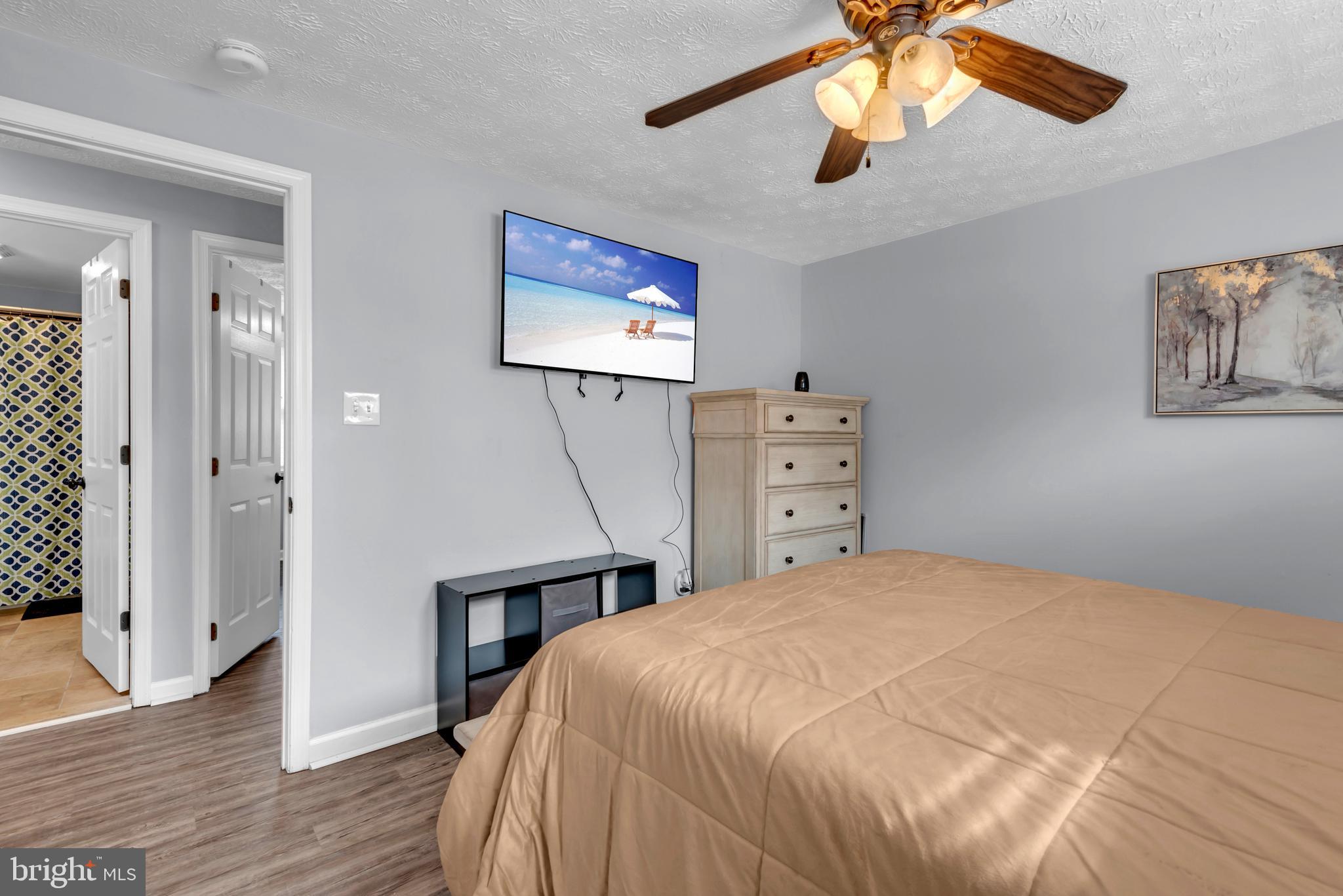 GOLDENTREE - Residential