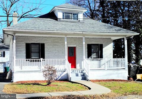 1051 MAPLE AVENUE BENSALEM PA 19020