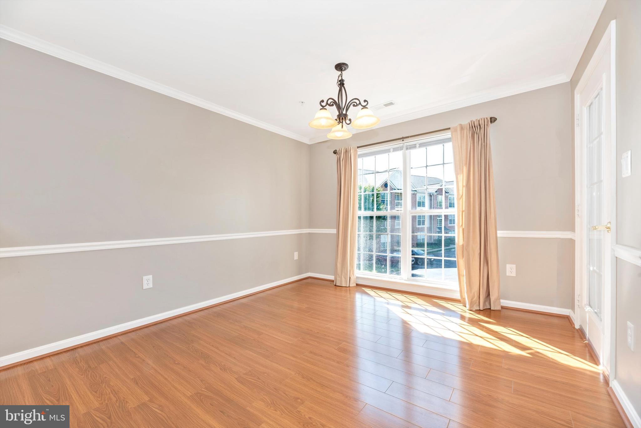 RIDGEVIEW III - Residential