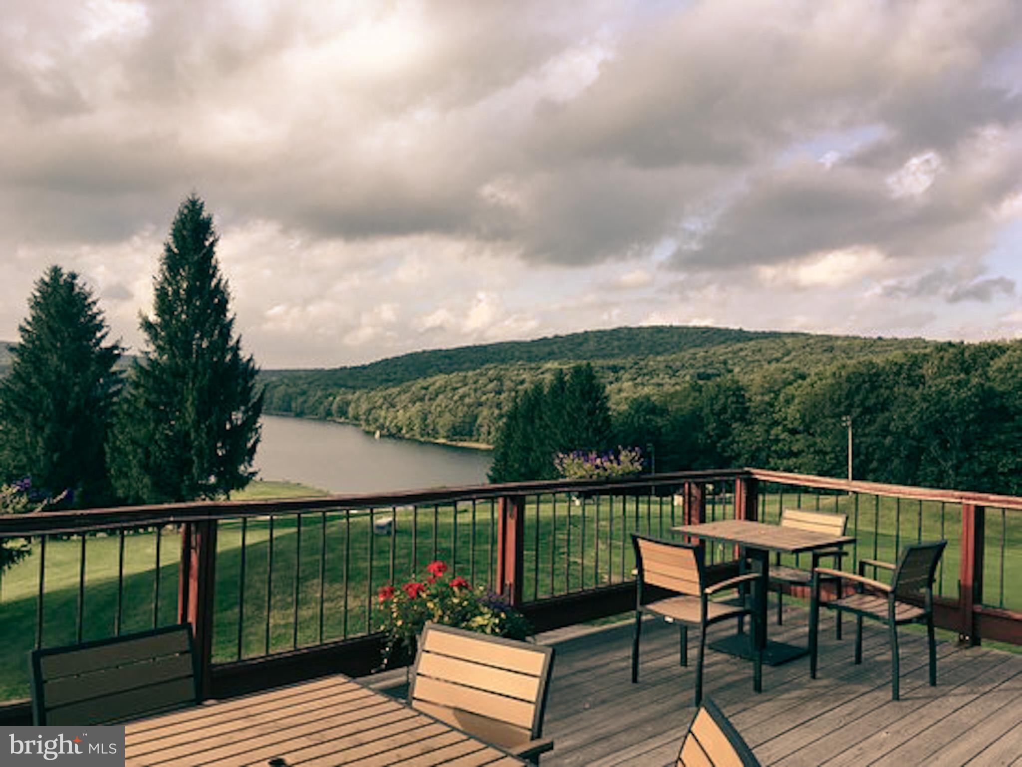 ALPINE LAKE  RESORT - Residential