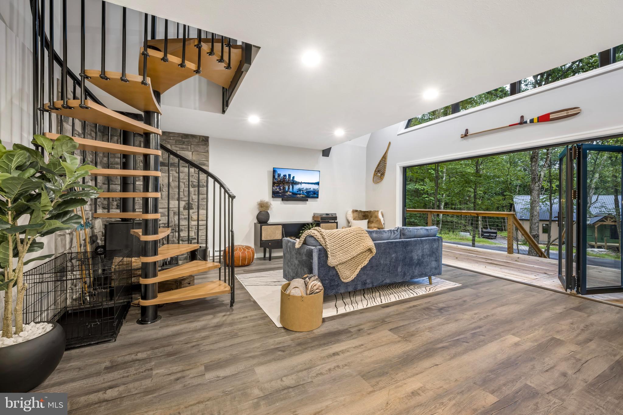 ALPINE LAKE  RESORT - Residential