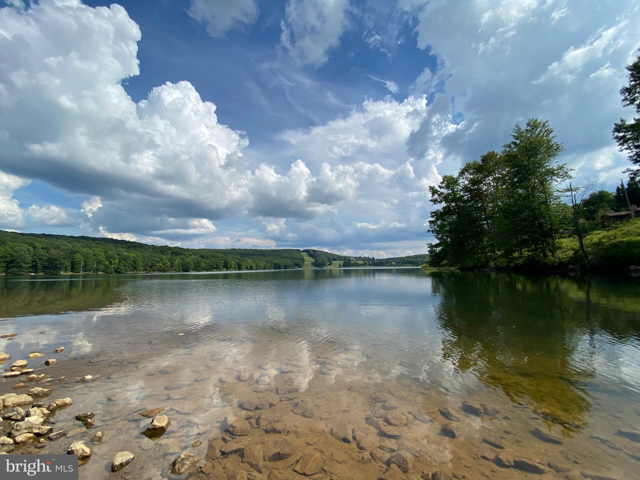 ALPINE LAKE  RESORT - Residential