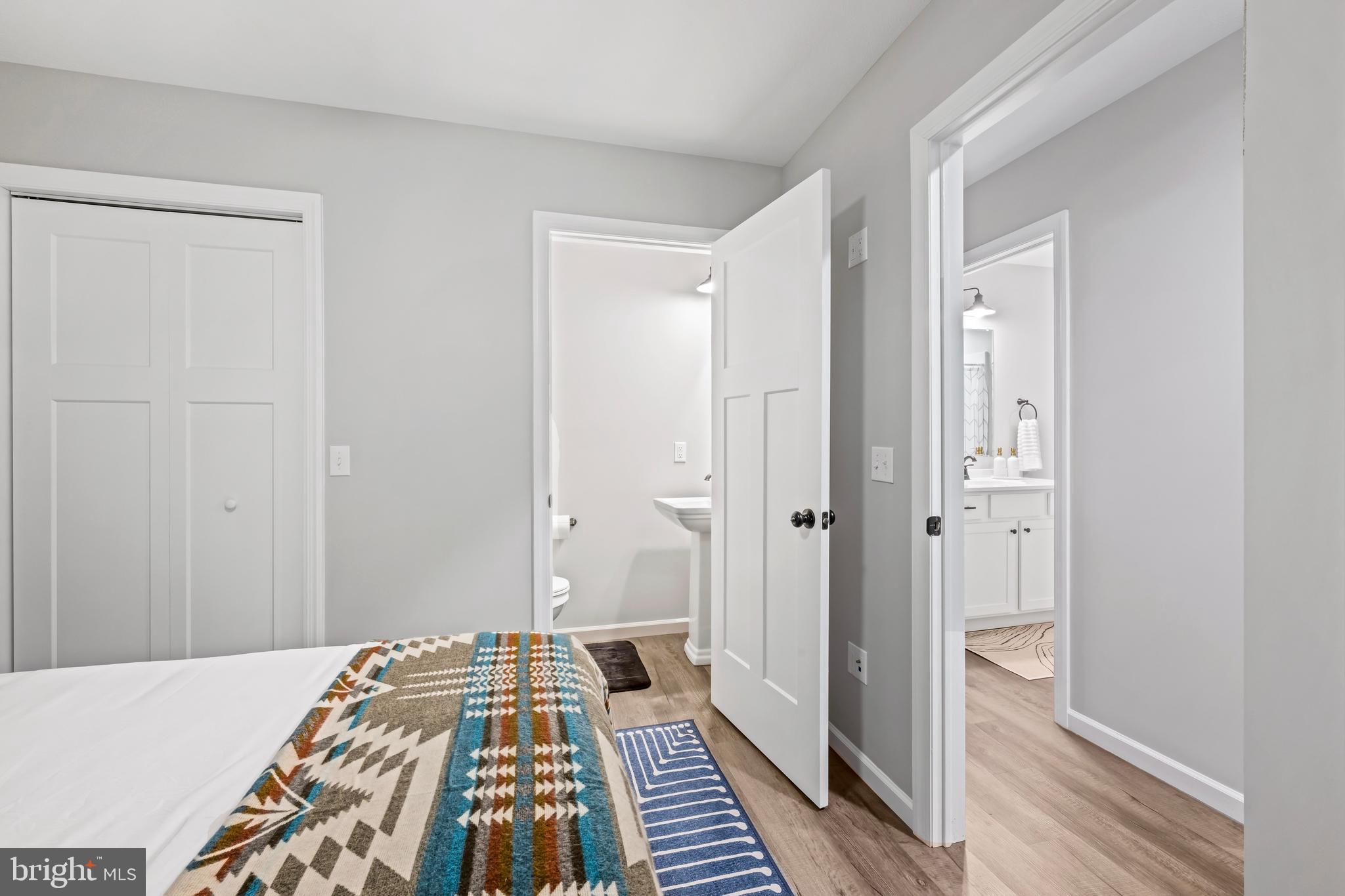 ALPINE LAKE  RESORT - Residential