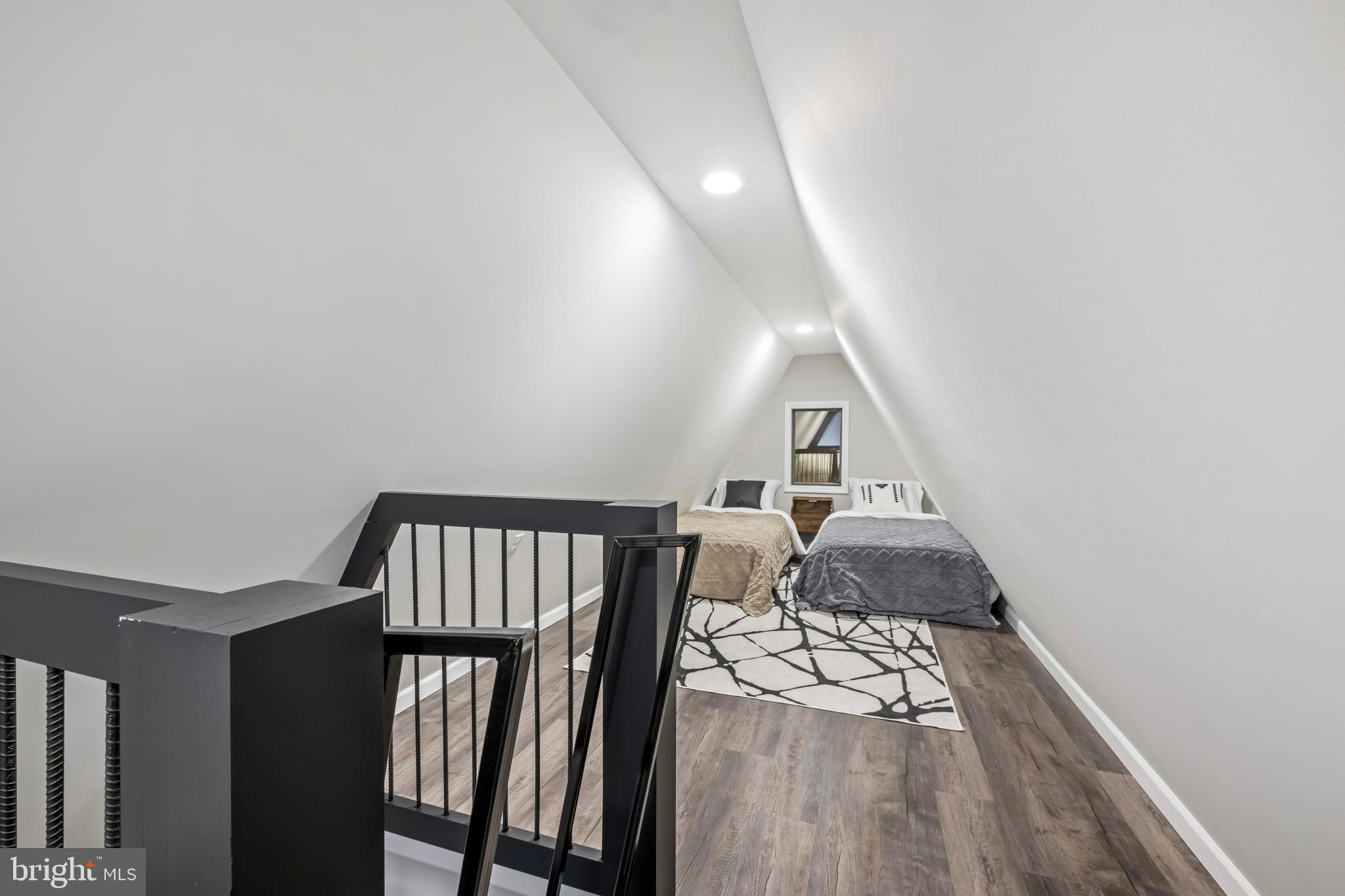 ALPINE LAKE  RESORT - Residential