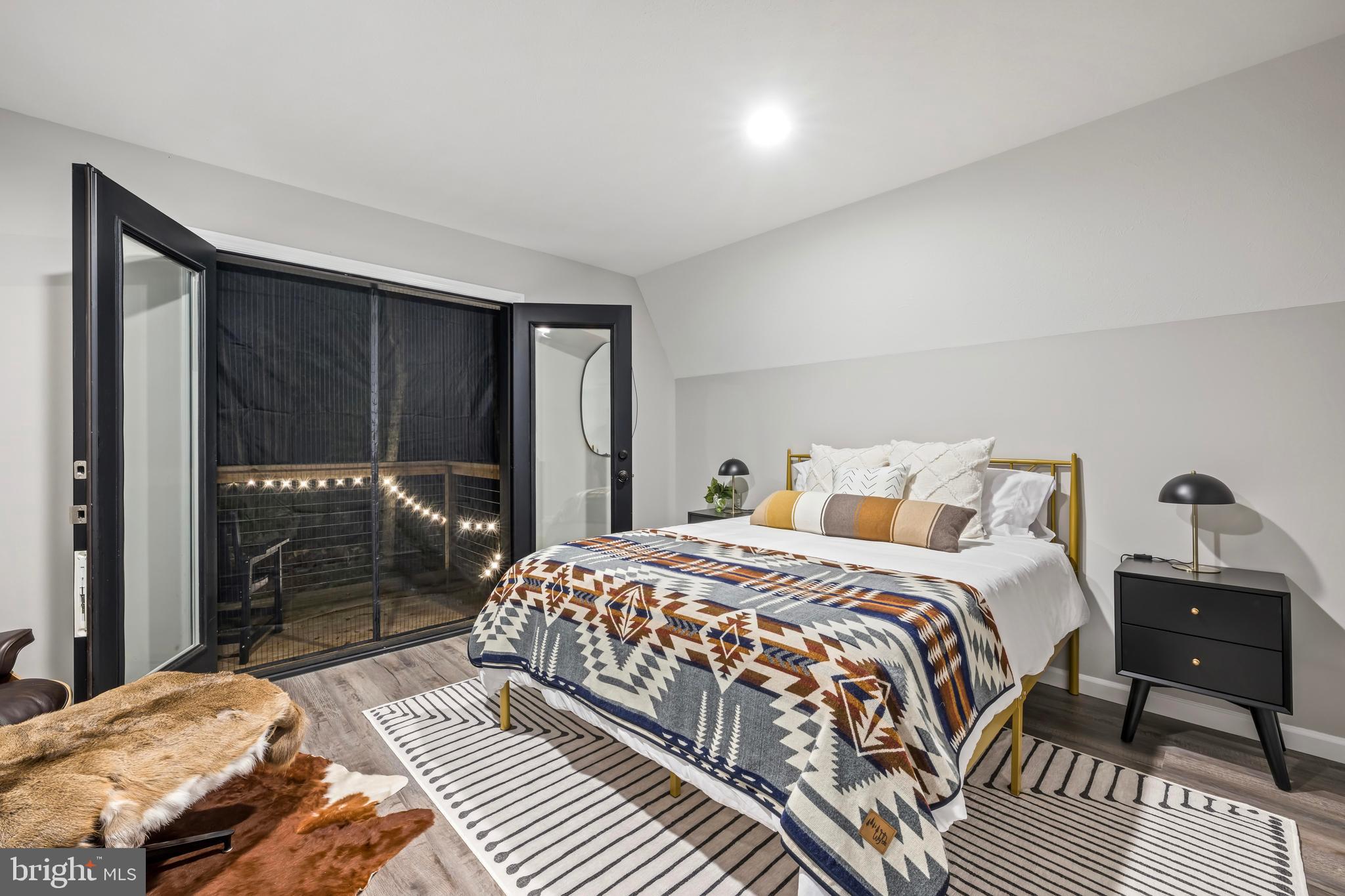 ALPINE LAKE  RESORT - Residential