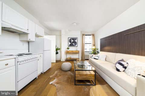Condo For Rent - 1229 Chestnut Street #1219<br/> Philadelphia County, PHILADELPHIA, PA 19107