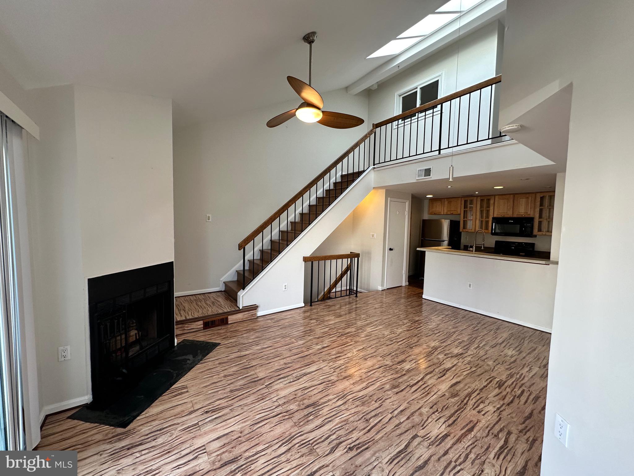 PEMBROOK VILLAGE - Residential Lease