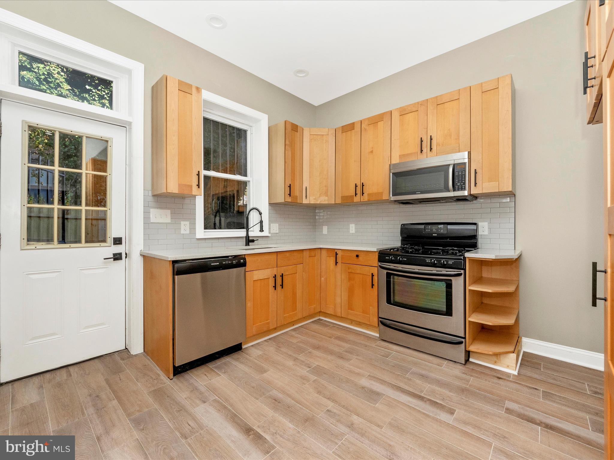 CHARLES VILLAGE - Residential