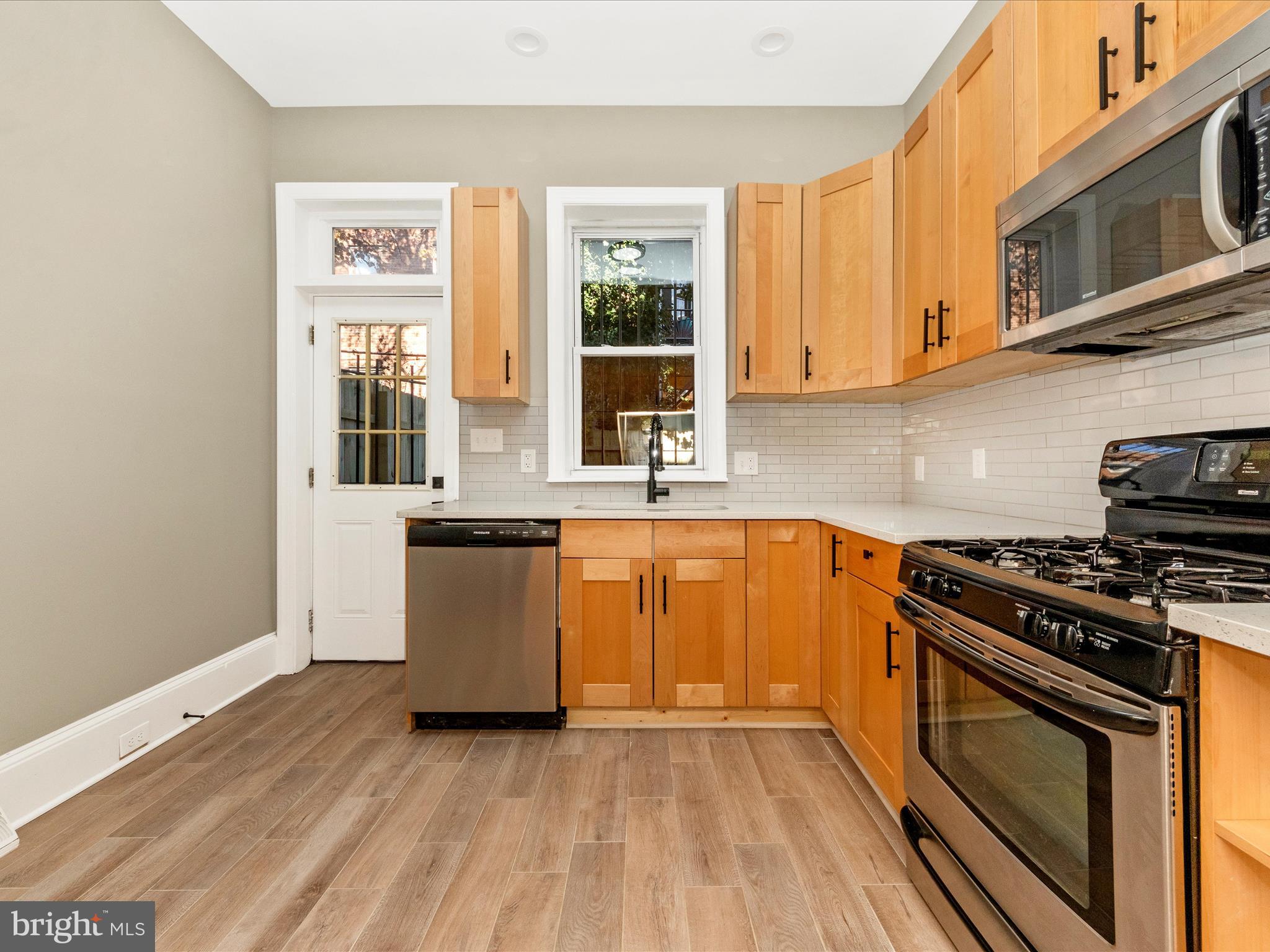 CHARLES VILLAGE - Residential