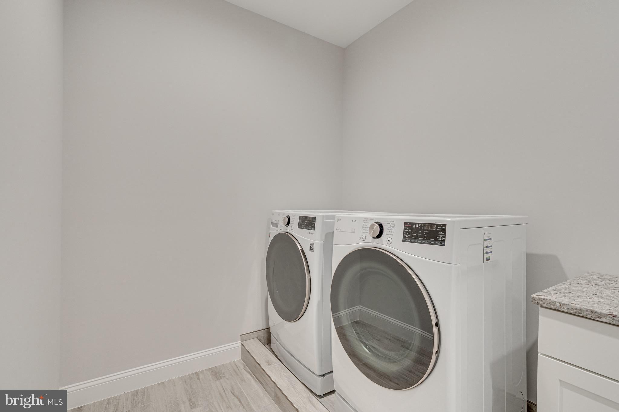 EL NIDO ESTATES - Residential