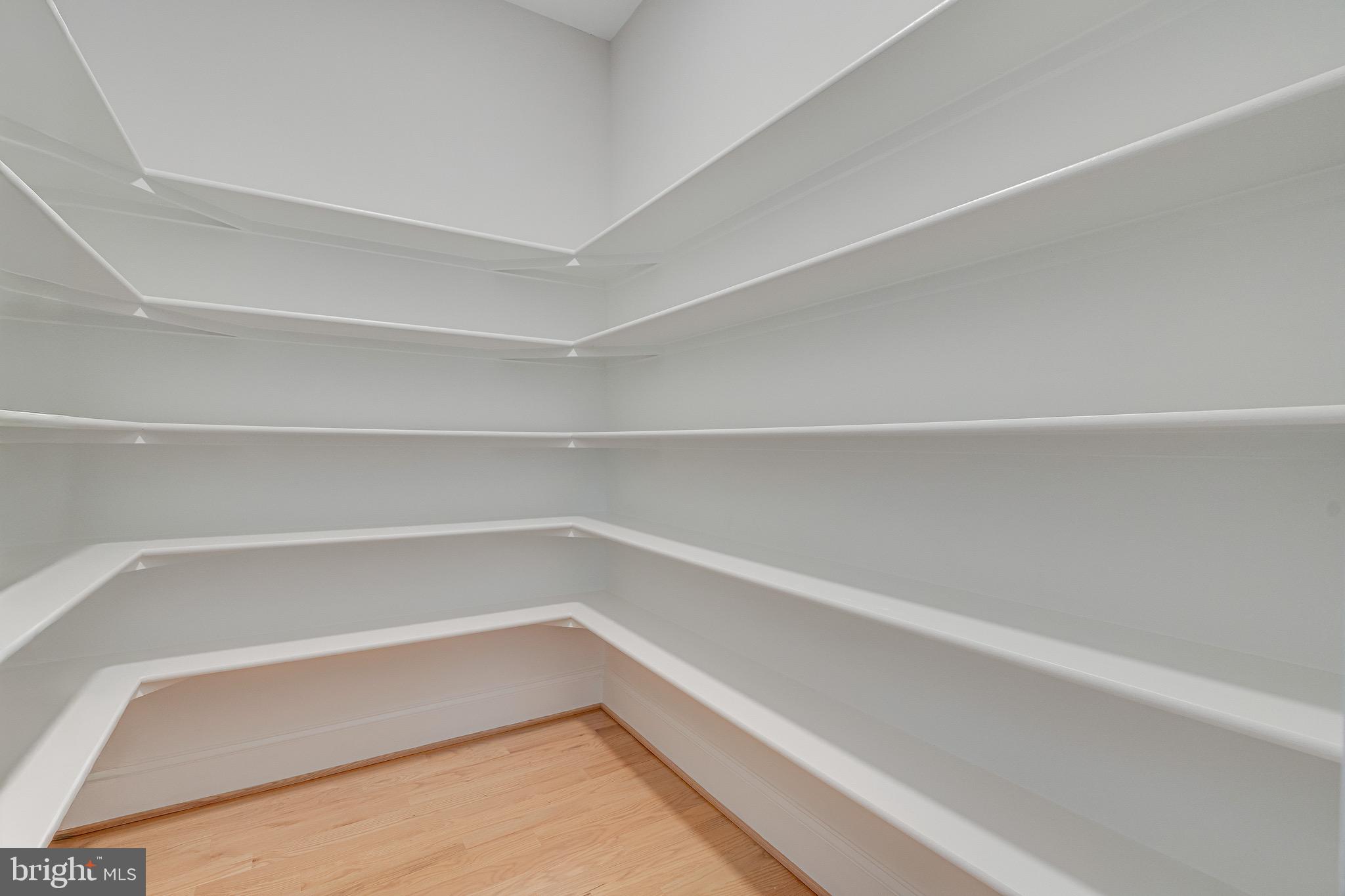 EL NIDO ESTATES - Residential