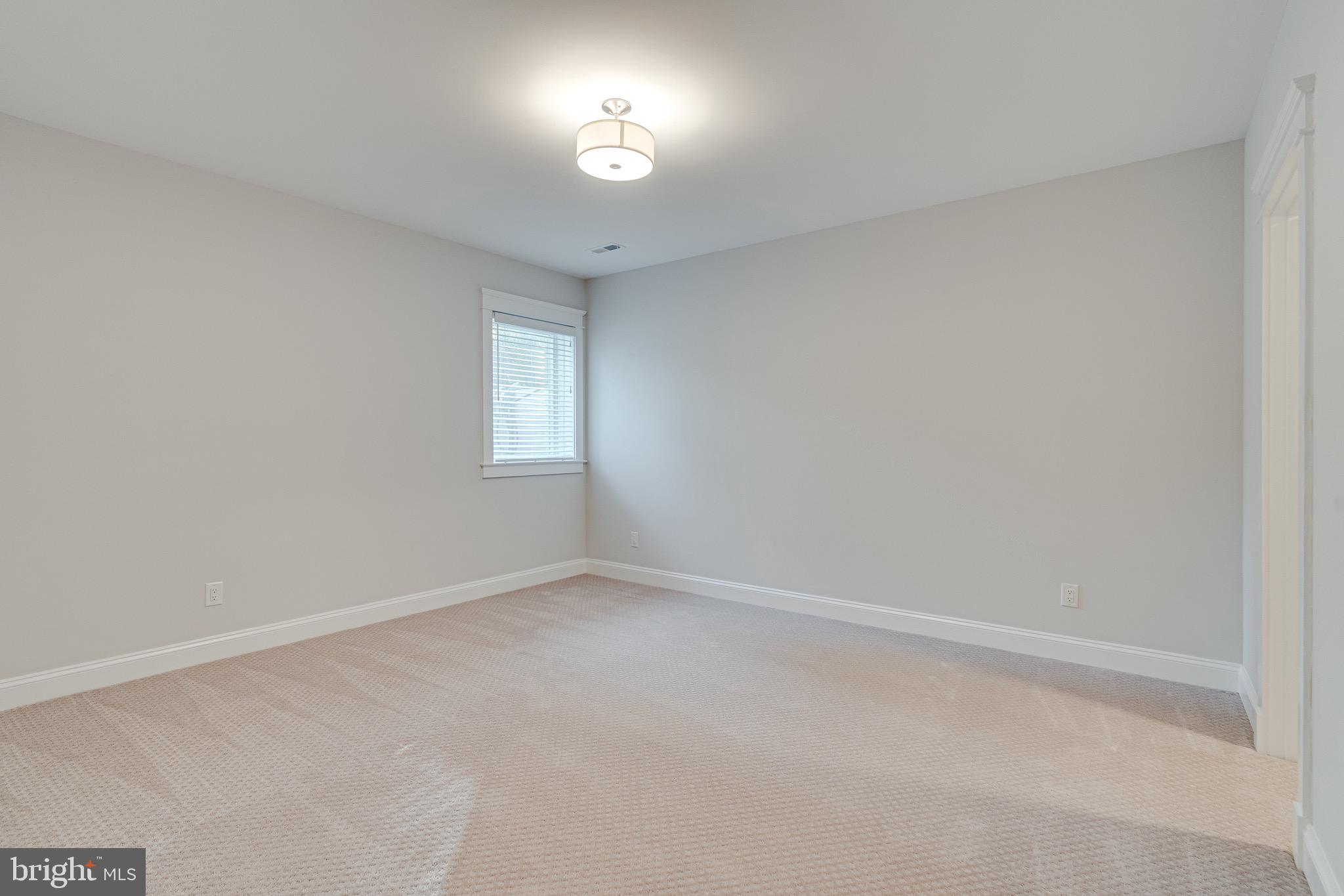 EL NIDO ESTATES - Residential