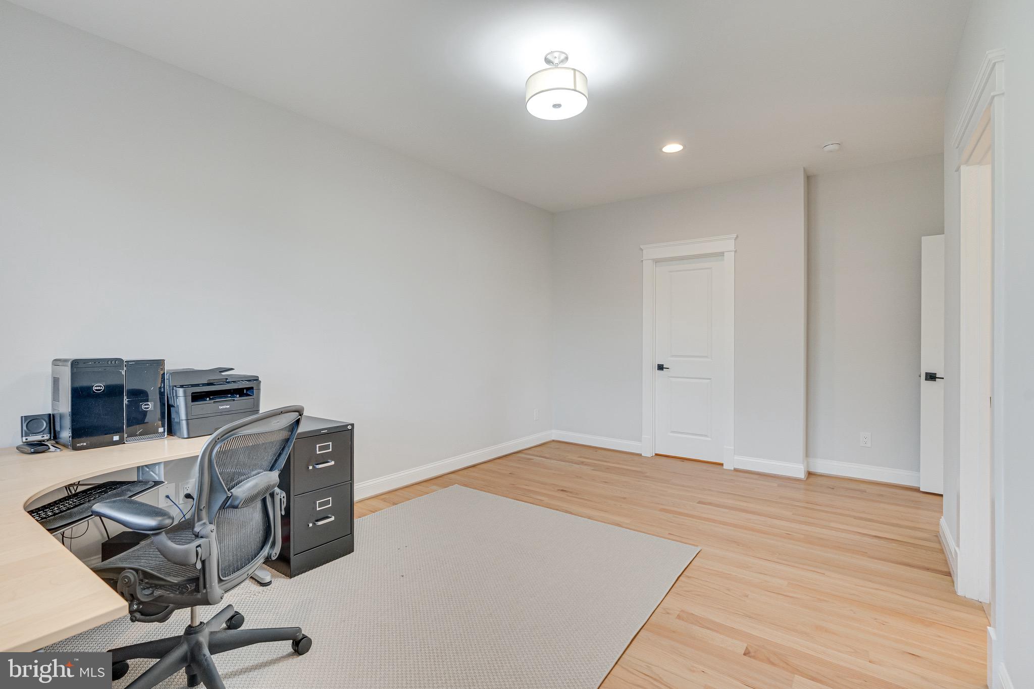 EL NIDO ESTATES - Residential