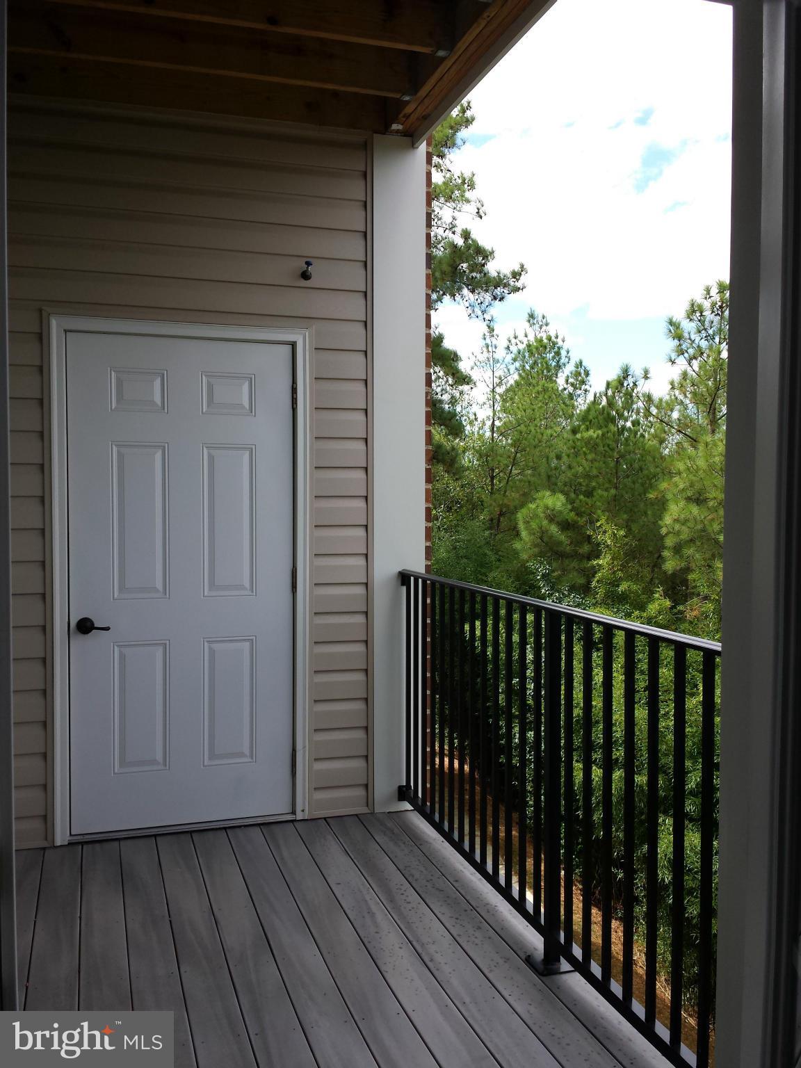 STONEY RUN VILLAGE - Residential Lease