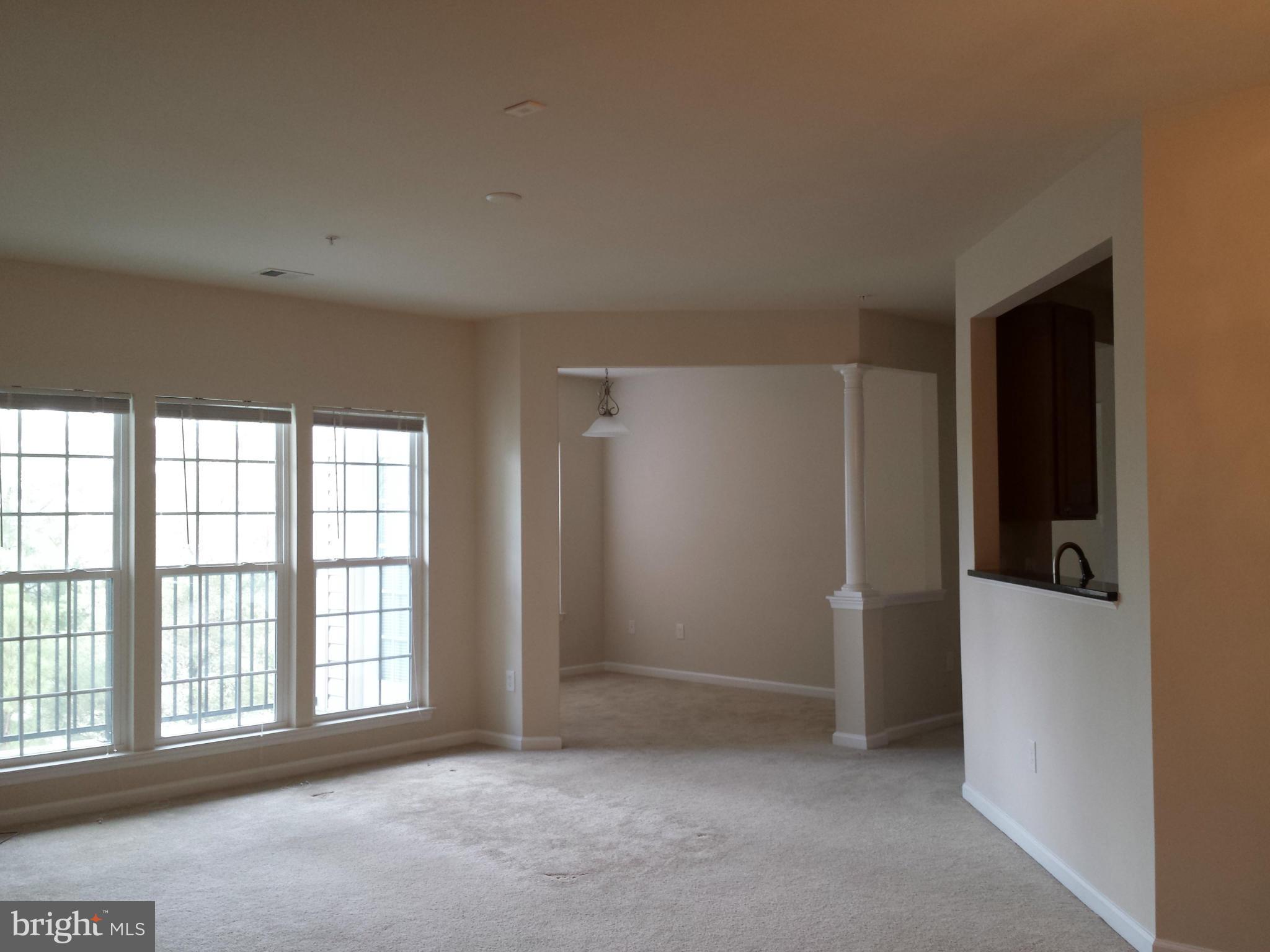 STONEY RUN VILLAGE - Residential Lease