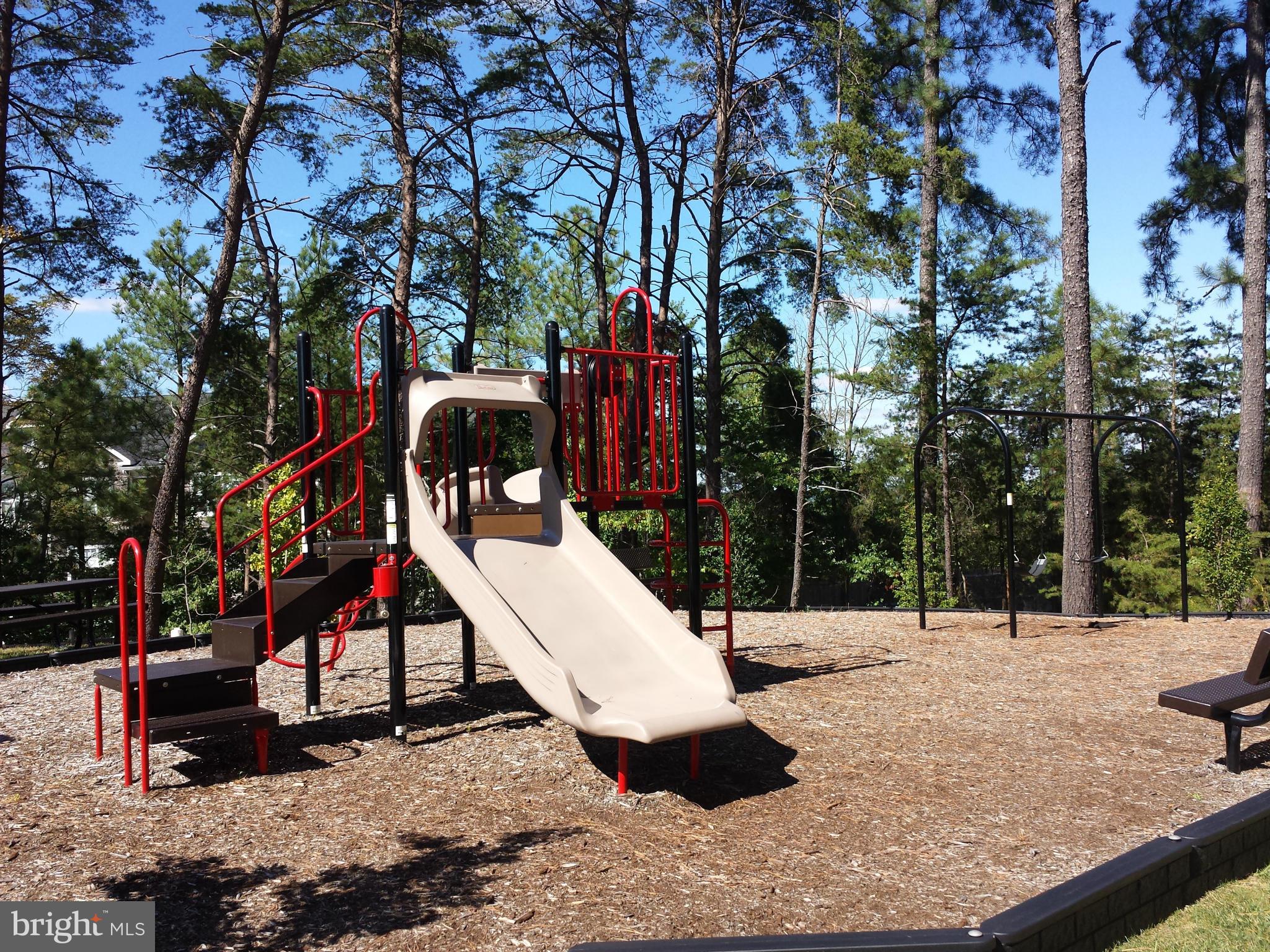 STONEY RUN VILLAGE - Residential Lease