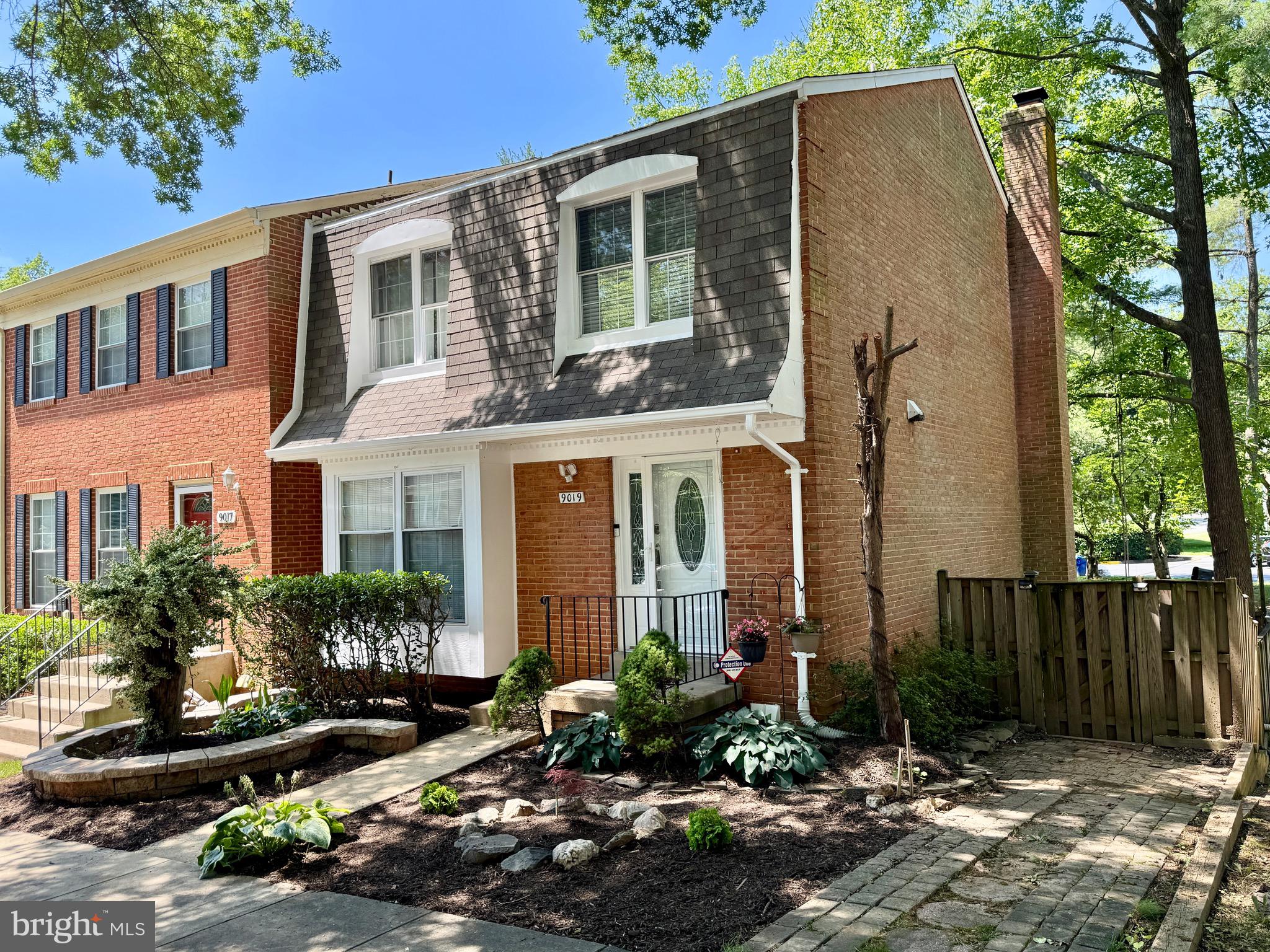 9019 FOX GRAPE LANE