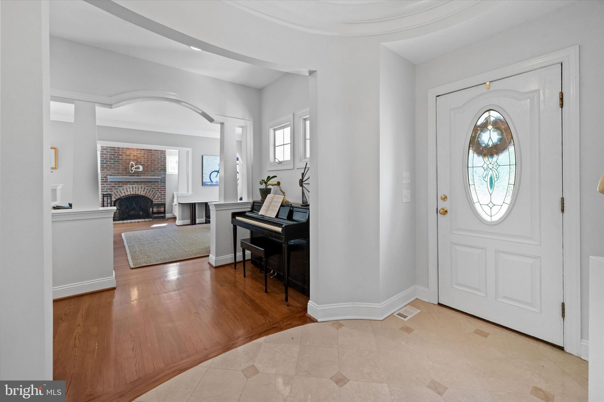 9 E ALDINE DRIVE