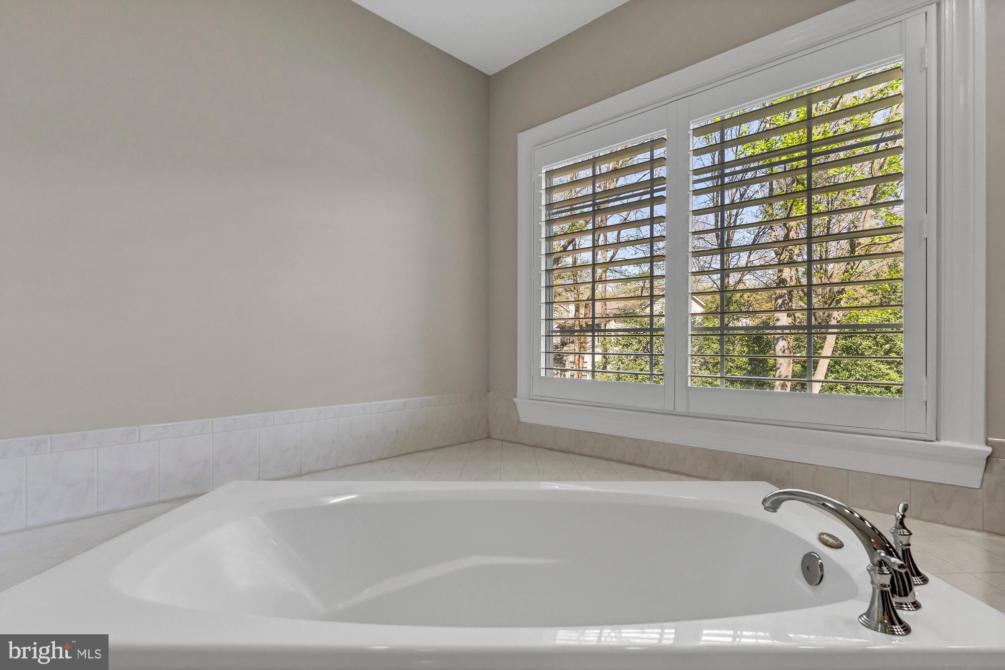 MANORS AT WOLF TRAP - Residential