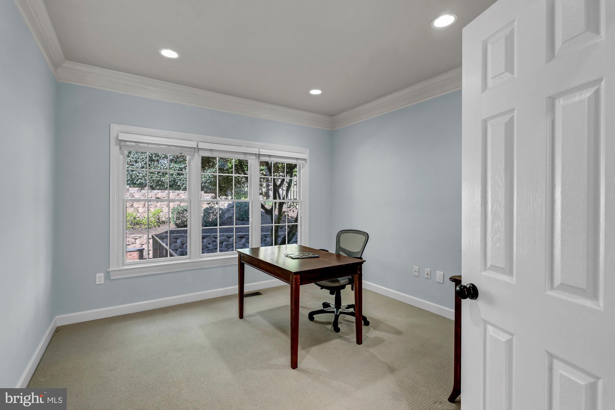 MANORS AT WOLF TRAP - Residential