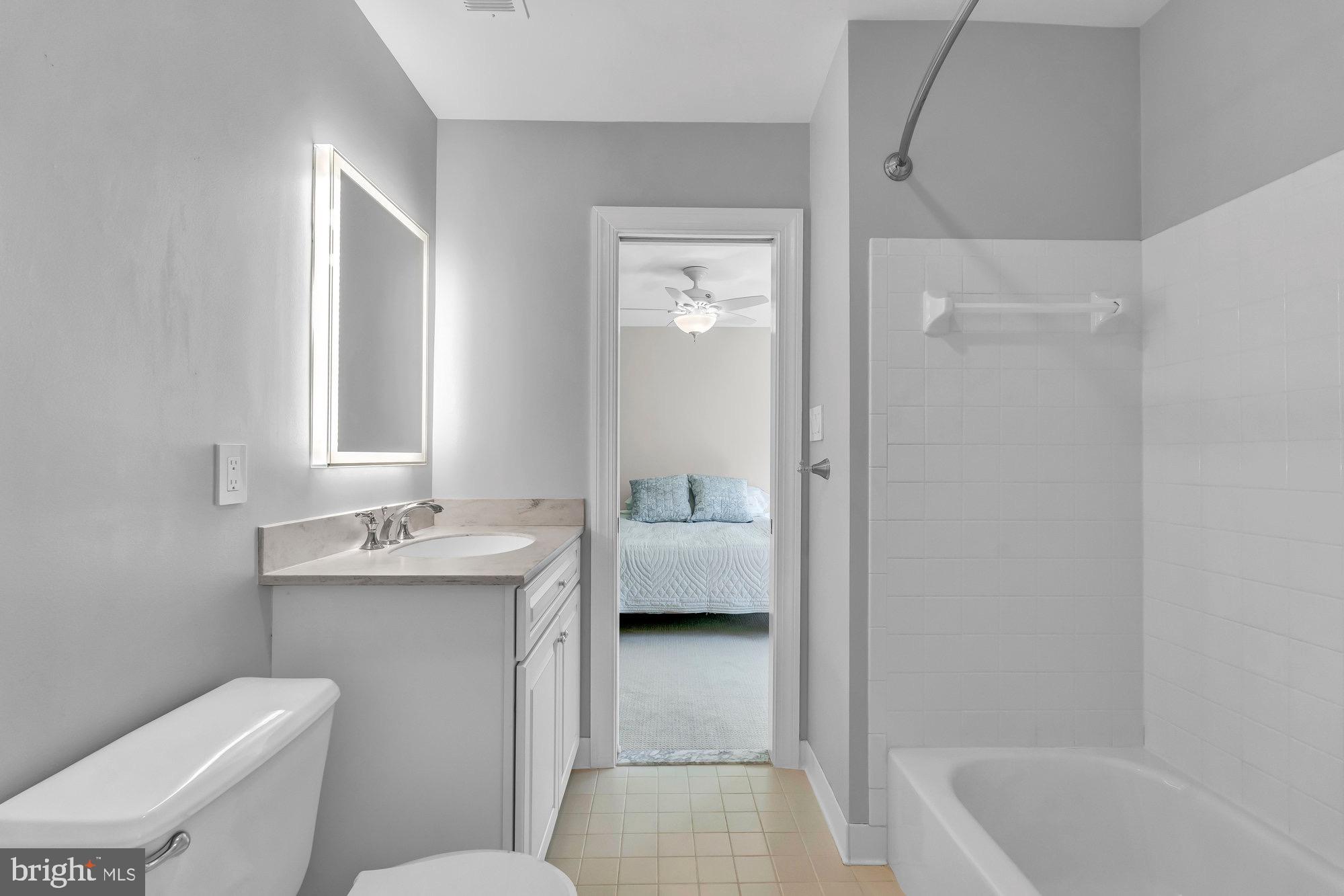 MANORS AT WOLF TRAP - Residential