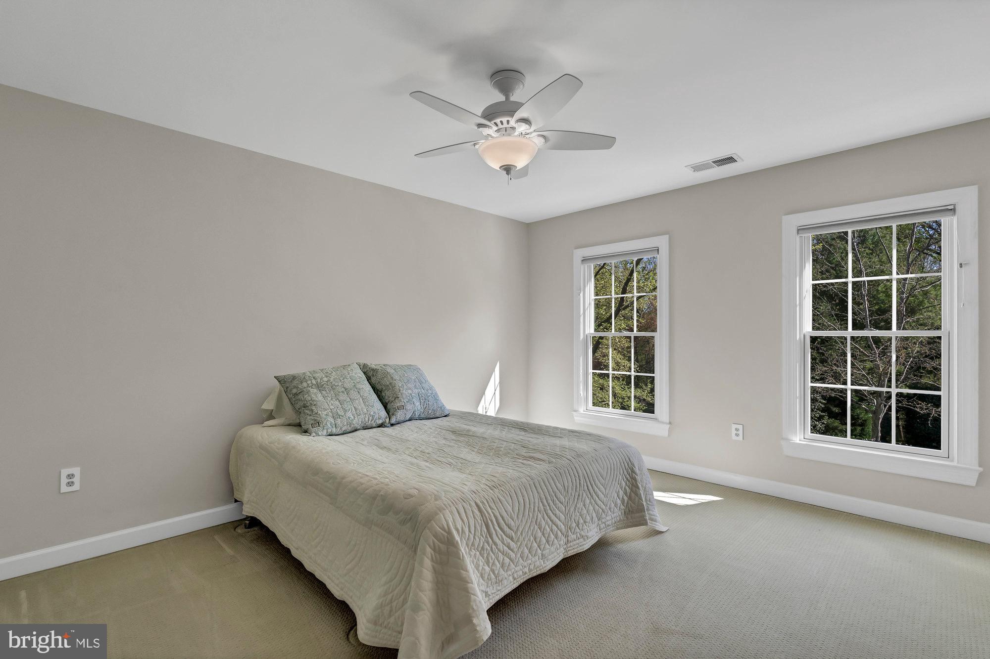 MANORS AT WOLF TRAP - Residential