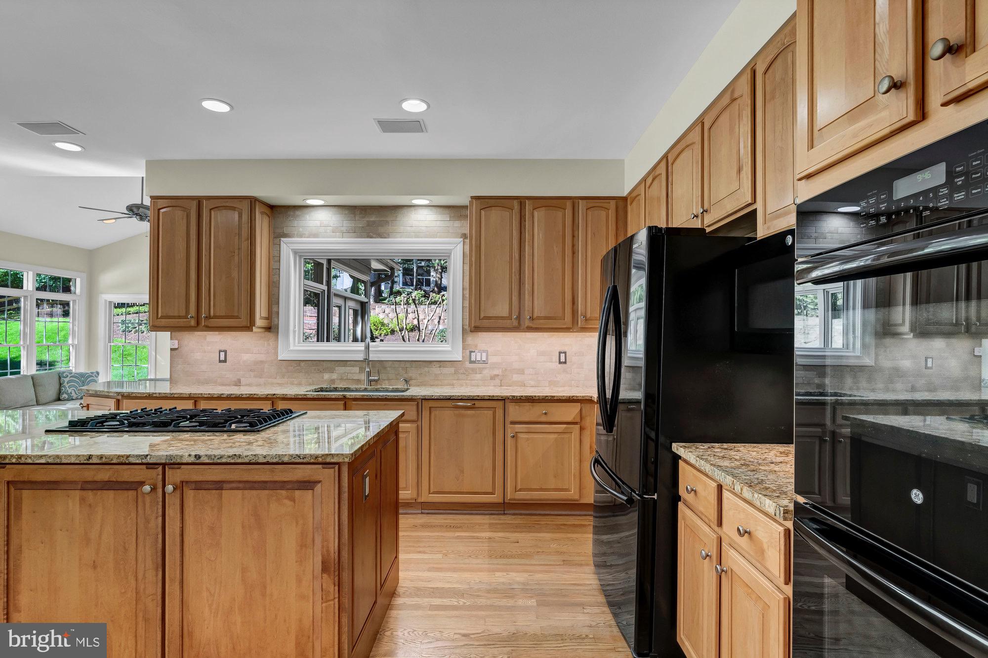 MANORS AT WOLF TRAP - Residential