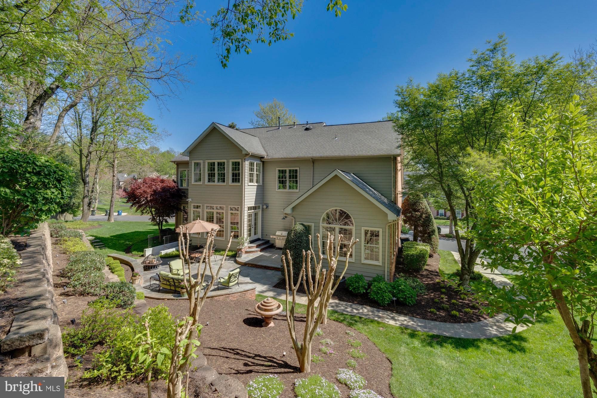 MANORS AT WOLF TRAP - Residential