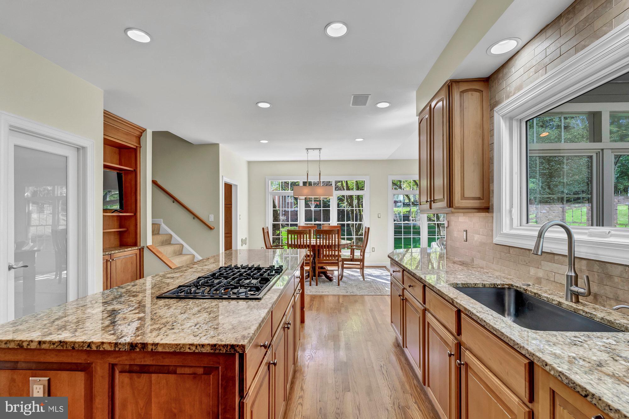 MANORS AT WOLF TRAP - Residential