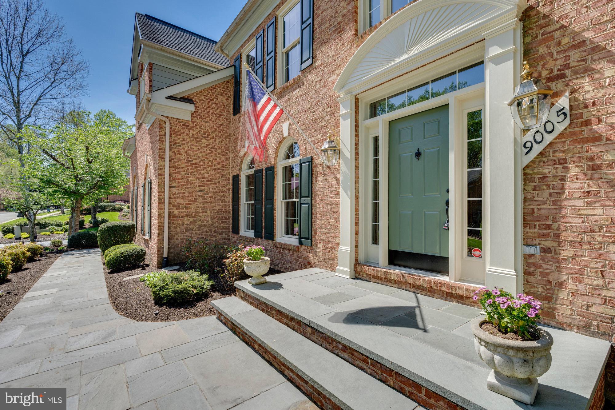 MANORS AT WOLF TRAP - Residential