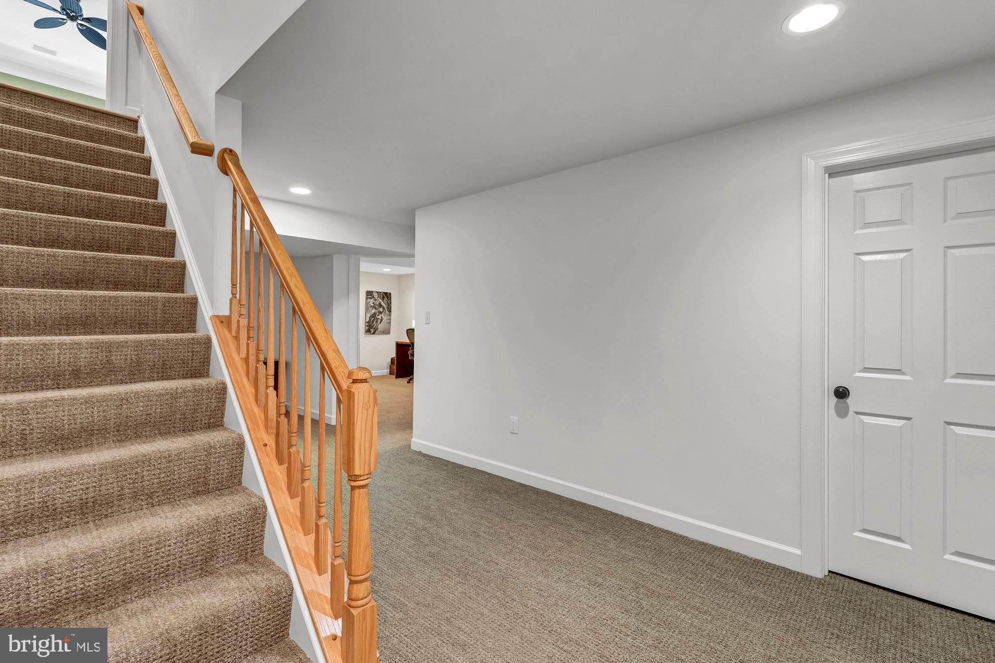 MANORS AT WOLF TRAP - Residential