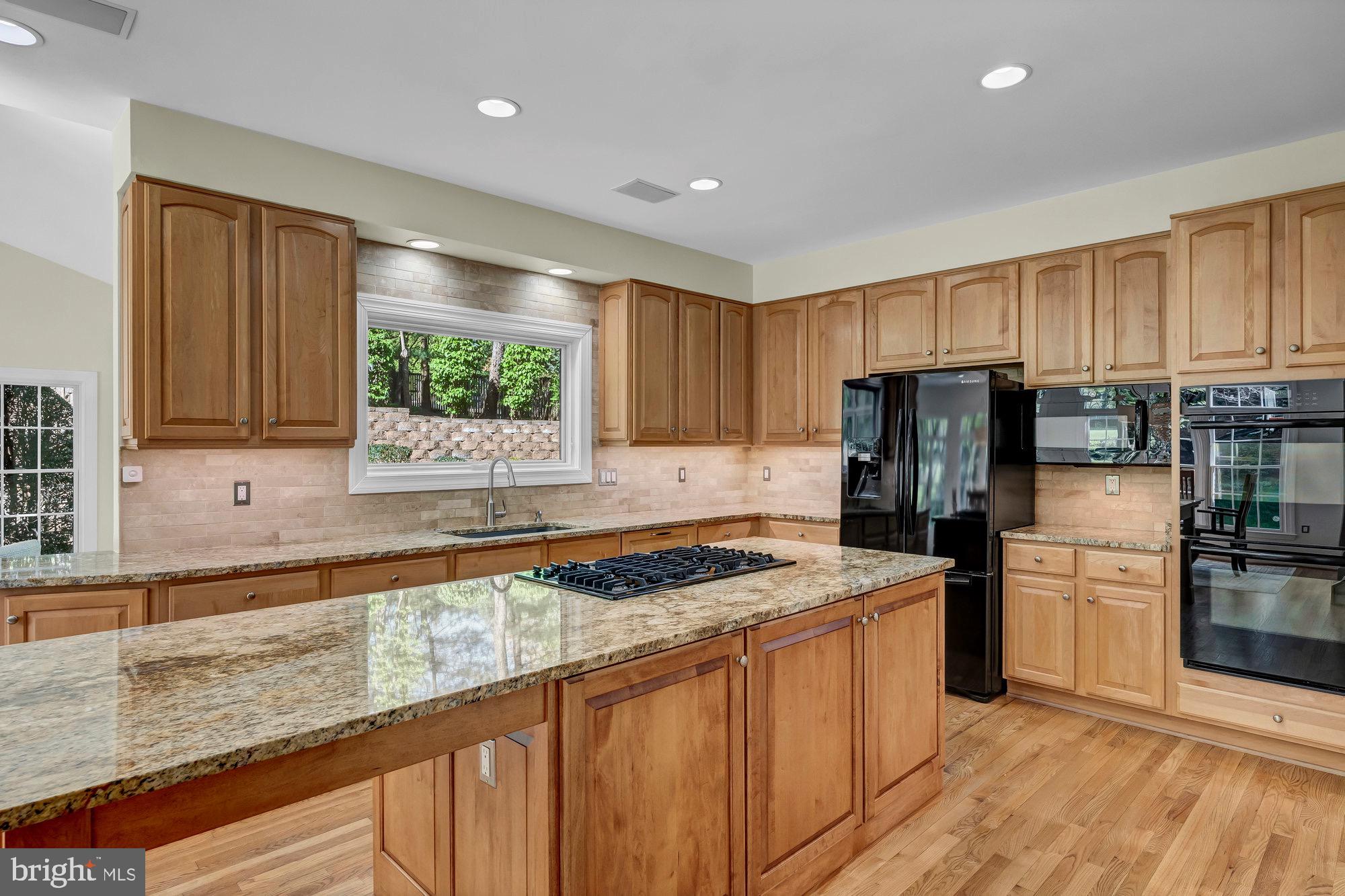 MANORS AT WOLF TRAP - Residential