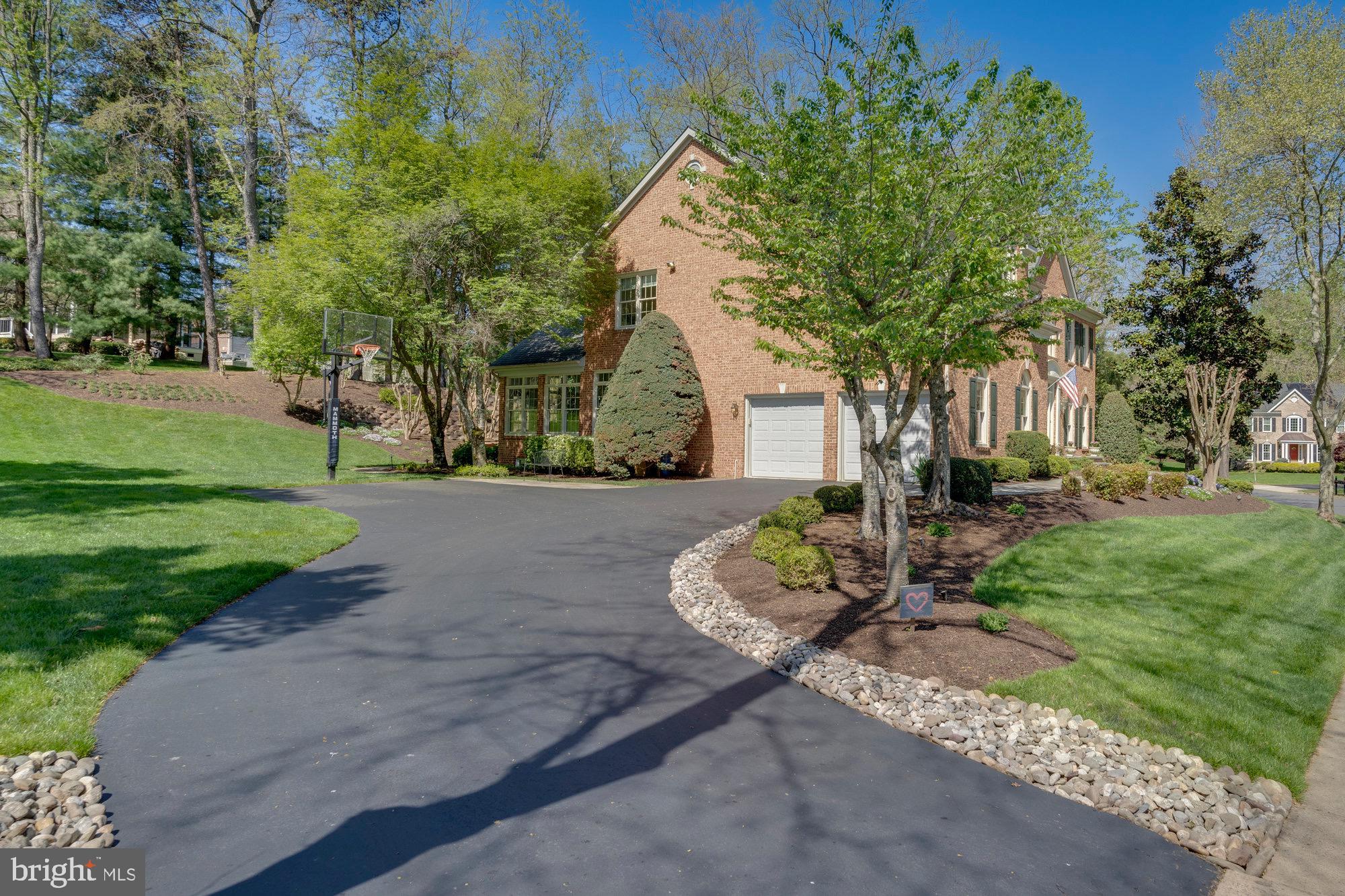 MANORS AT WOLF TRAP - Residential