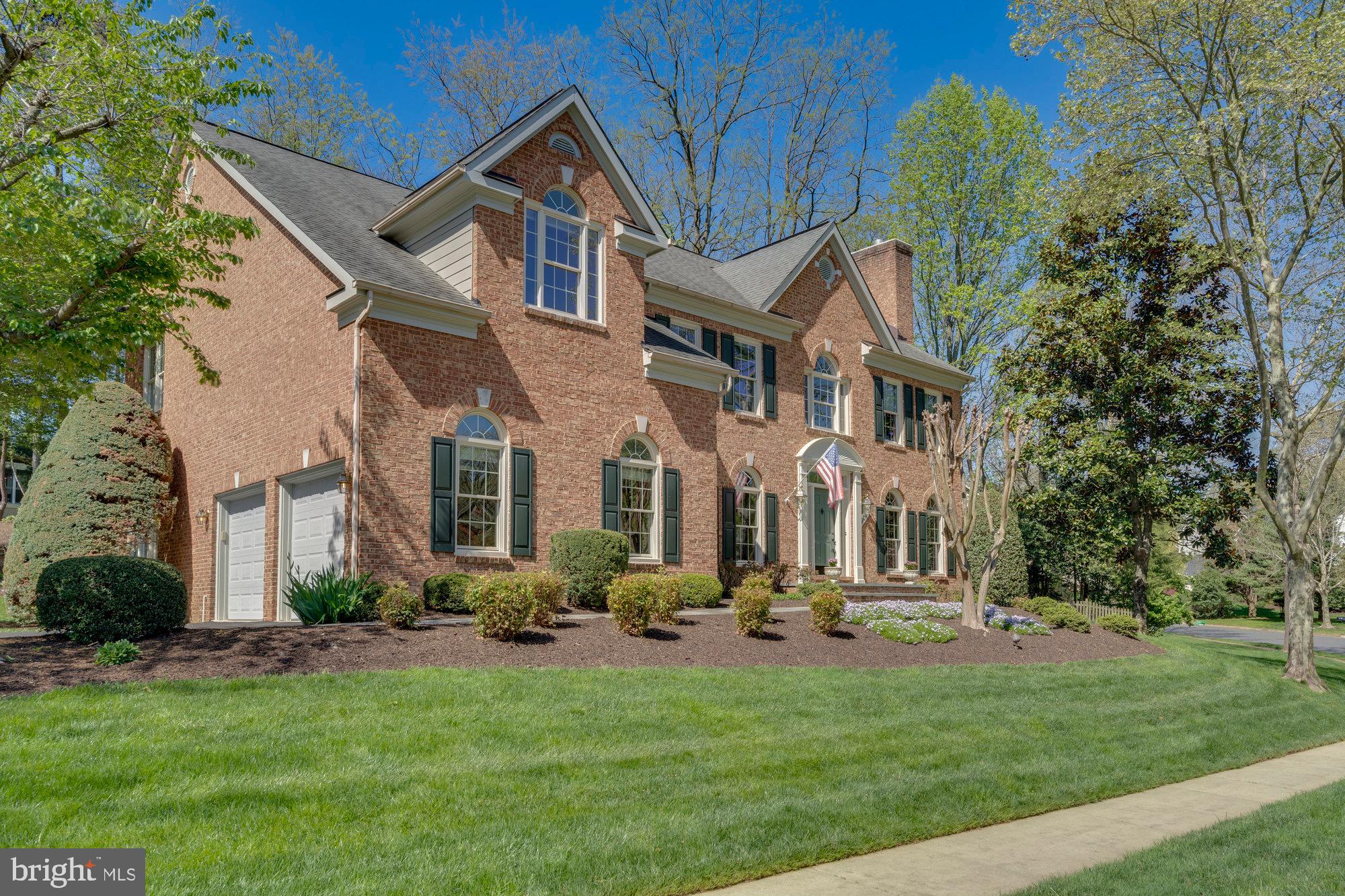 MANORS AT WOLF TRAP - Residential