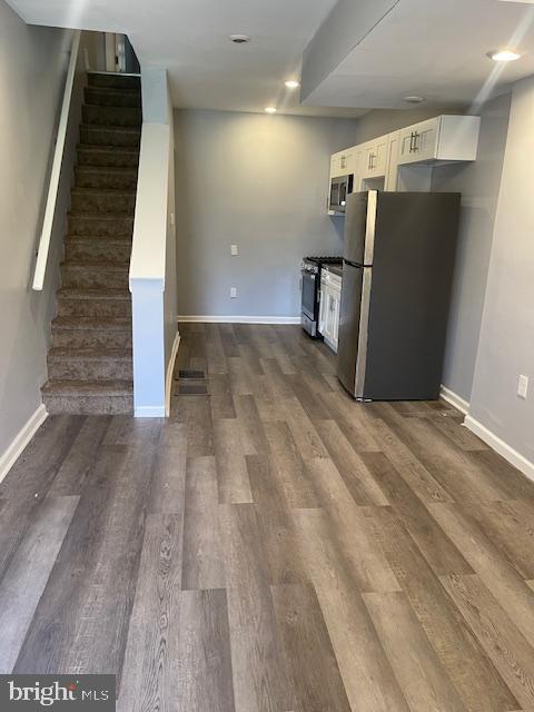 PORT RICHMOND - Residential Lease