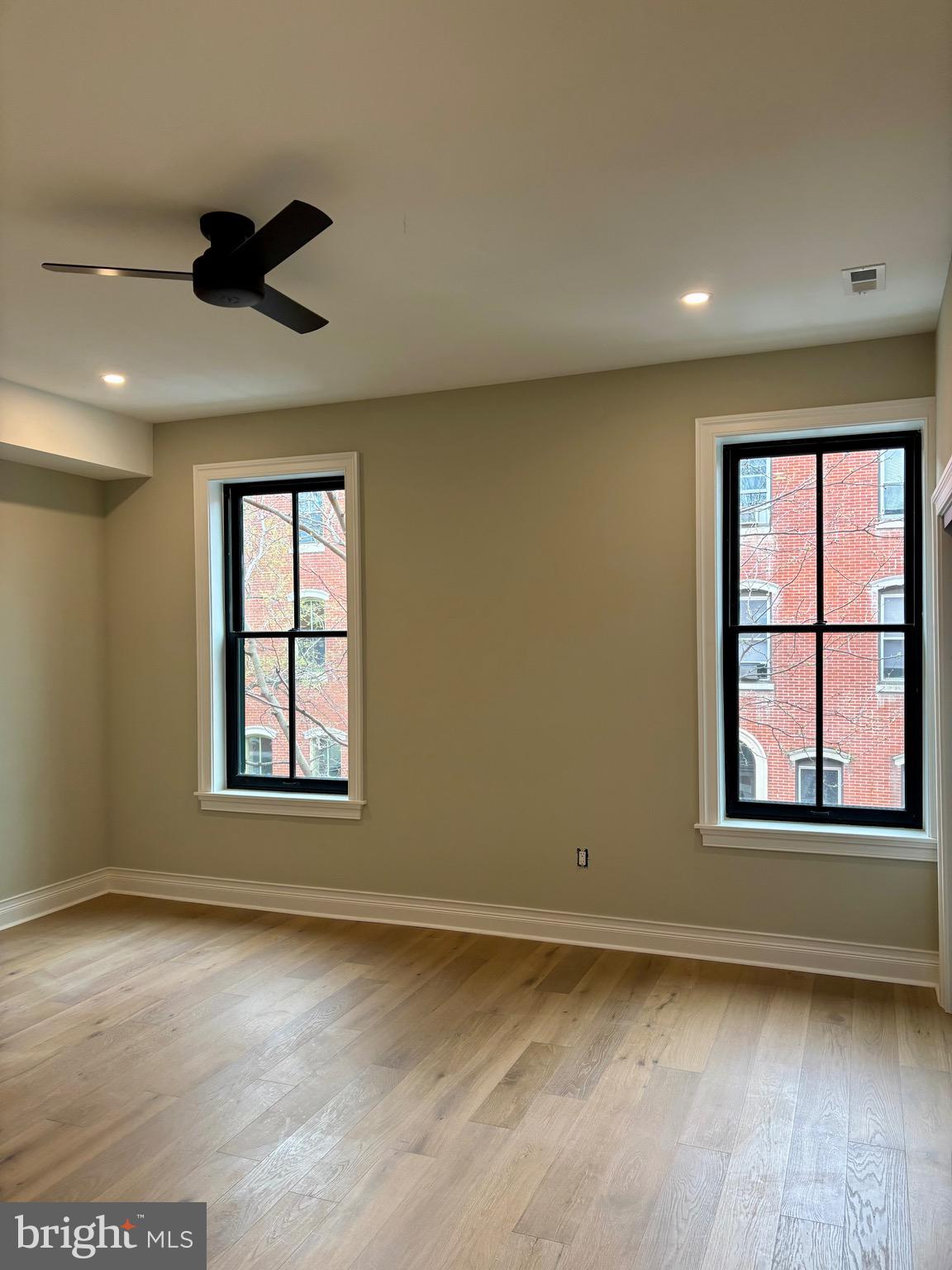 SPRING GARDEN - Residential