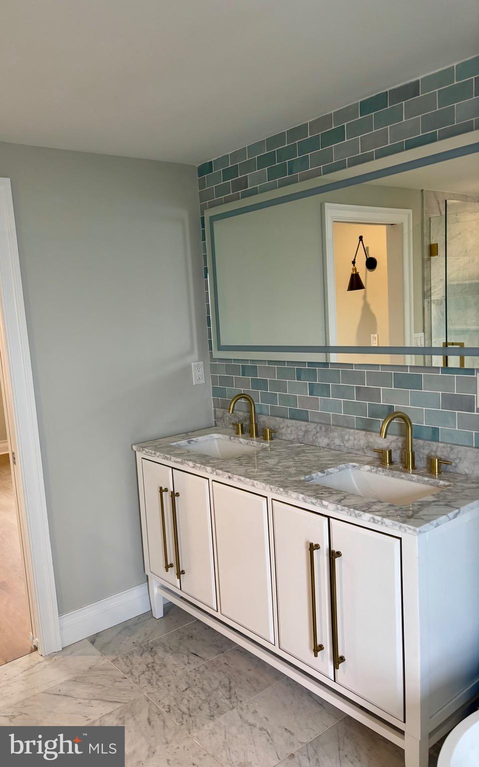 SPRING GARDEN - Residential