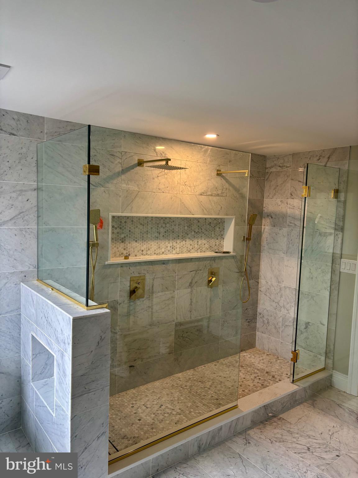 SPRING GARDEN - Residential