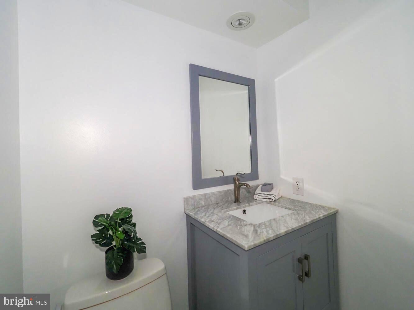 RIVA TRACE/SUMMER PLACE - Residential