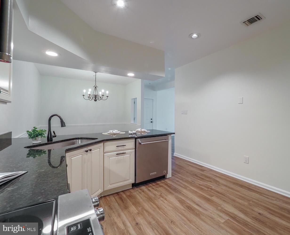 RIVA TRACE/SUMMER PLACE - Residential