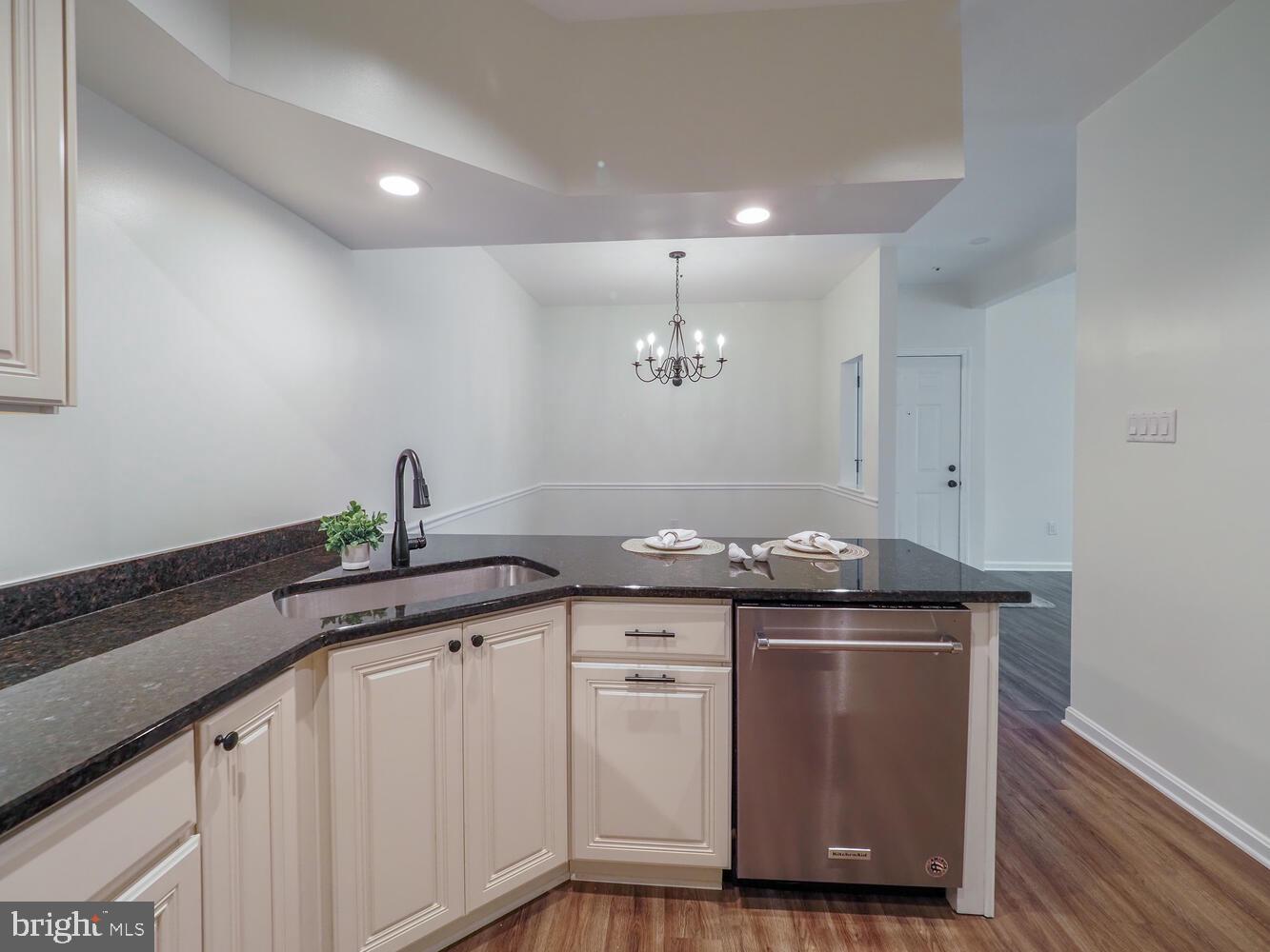 RIVA TRACE/SUMMER PLACE - Residential